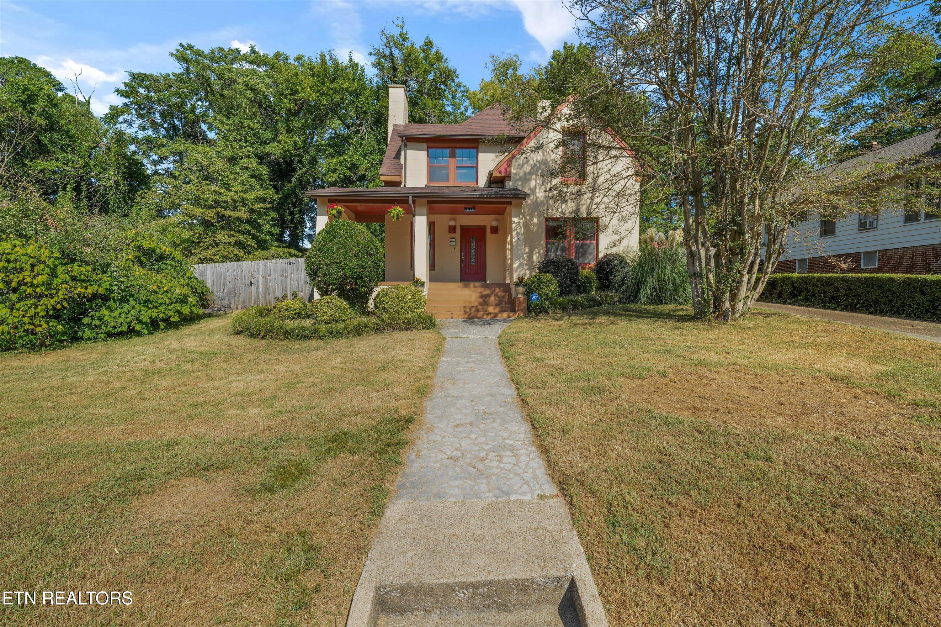 1525 Branson Avenue Knoxville TN 37917