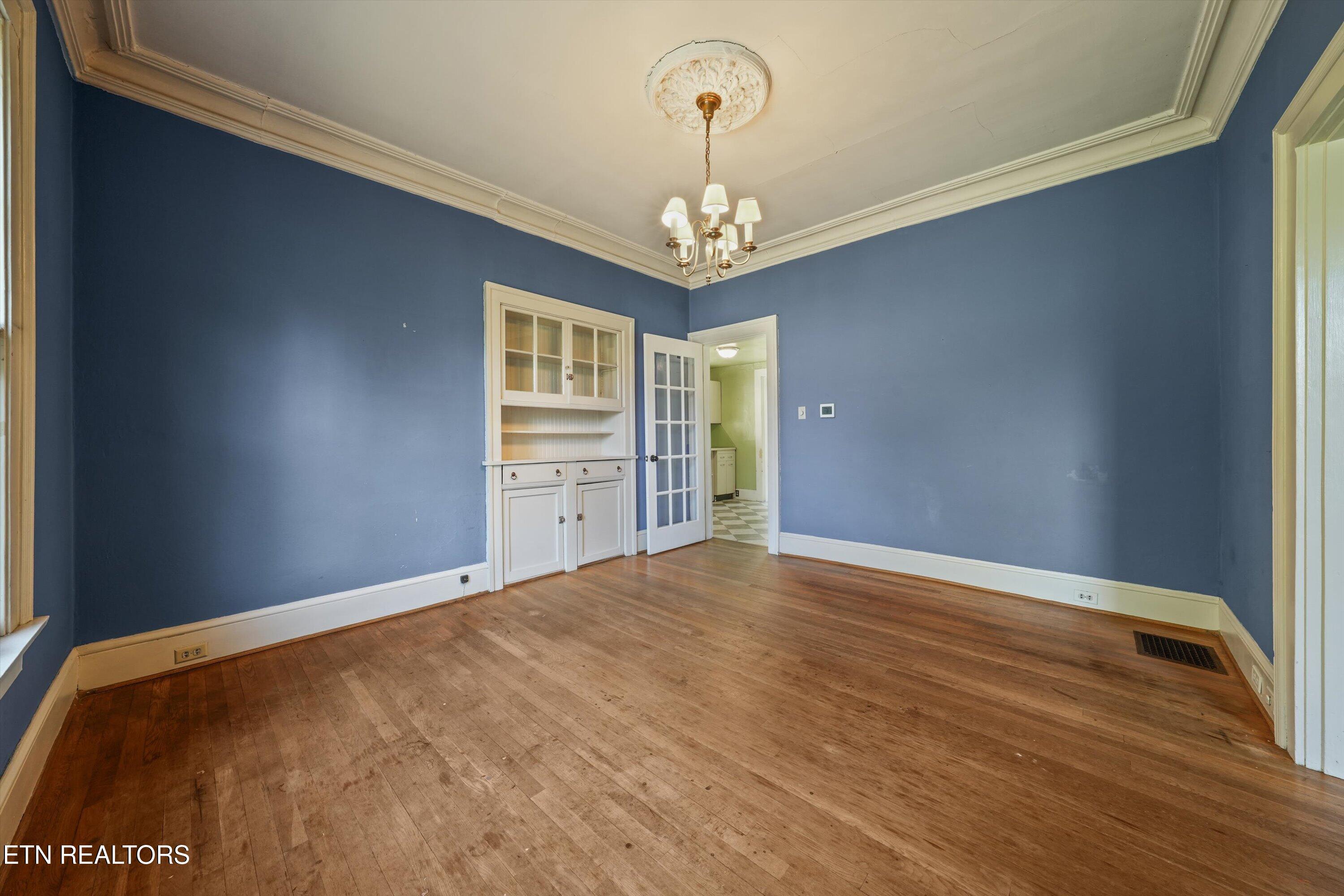 1525 Branson Avenue Knoxville TN 37917