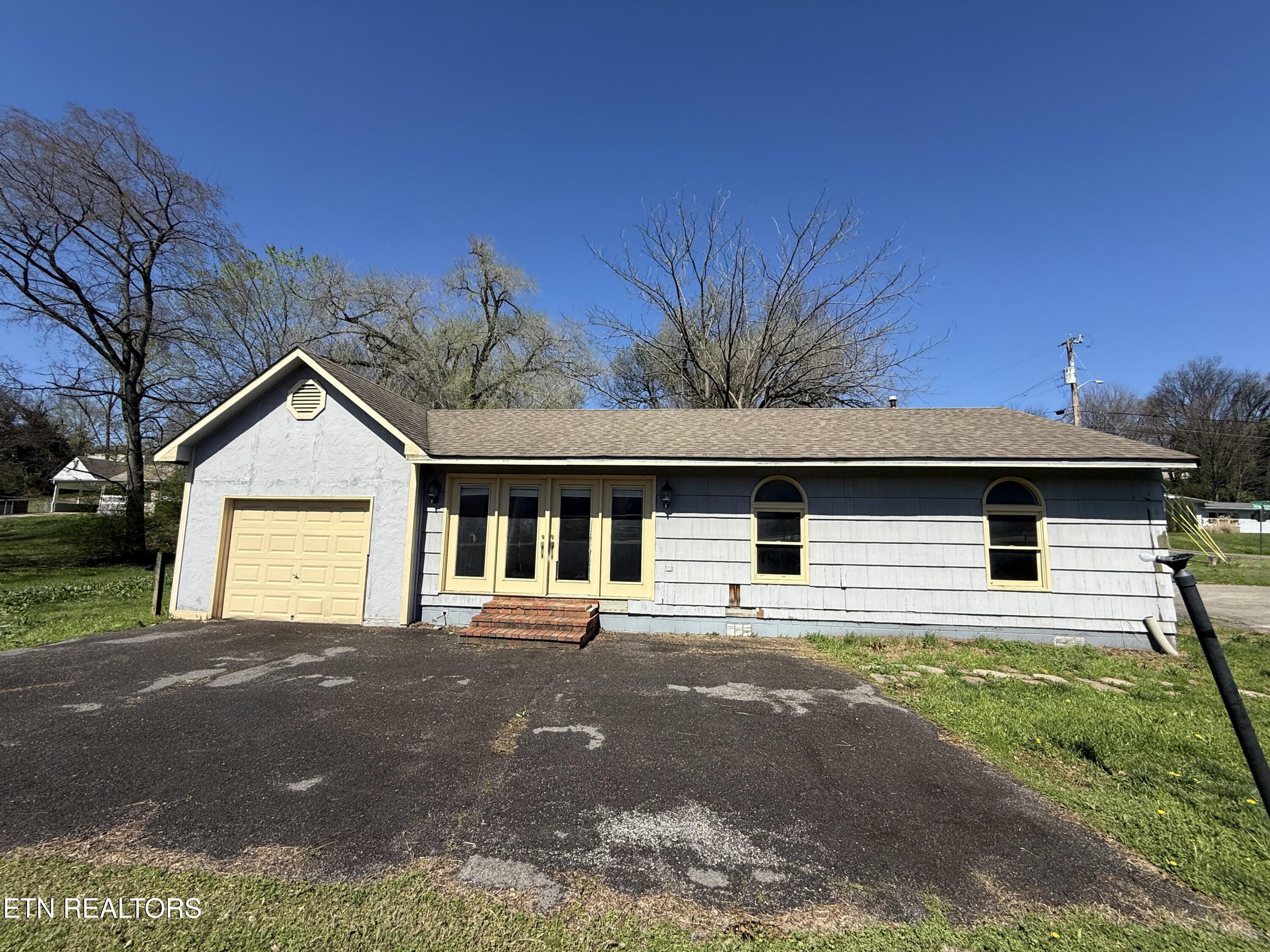 1401 Crocus Lane Knoxville TN 37909