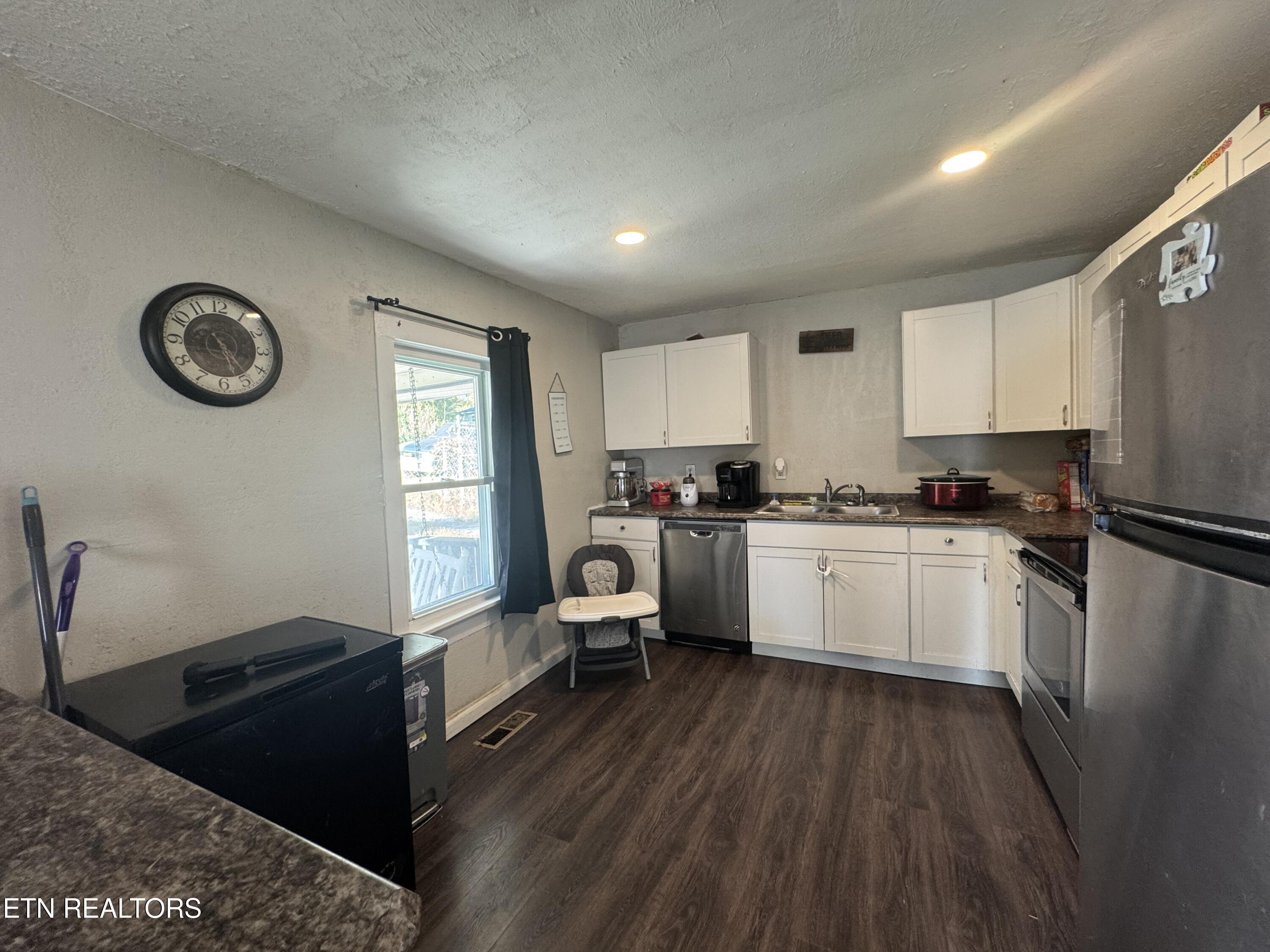 508 E Hemlock Street Lafollette TN 37766