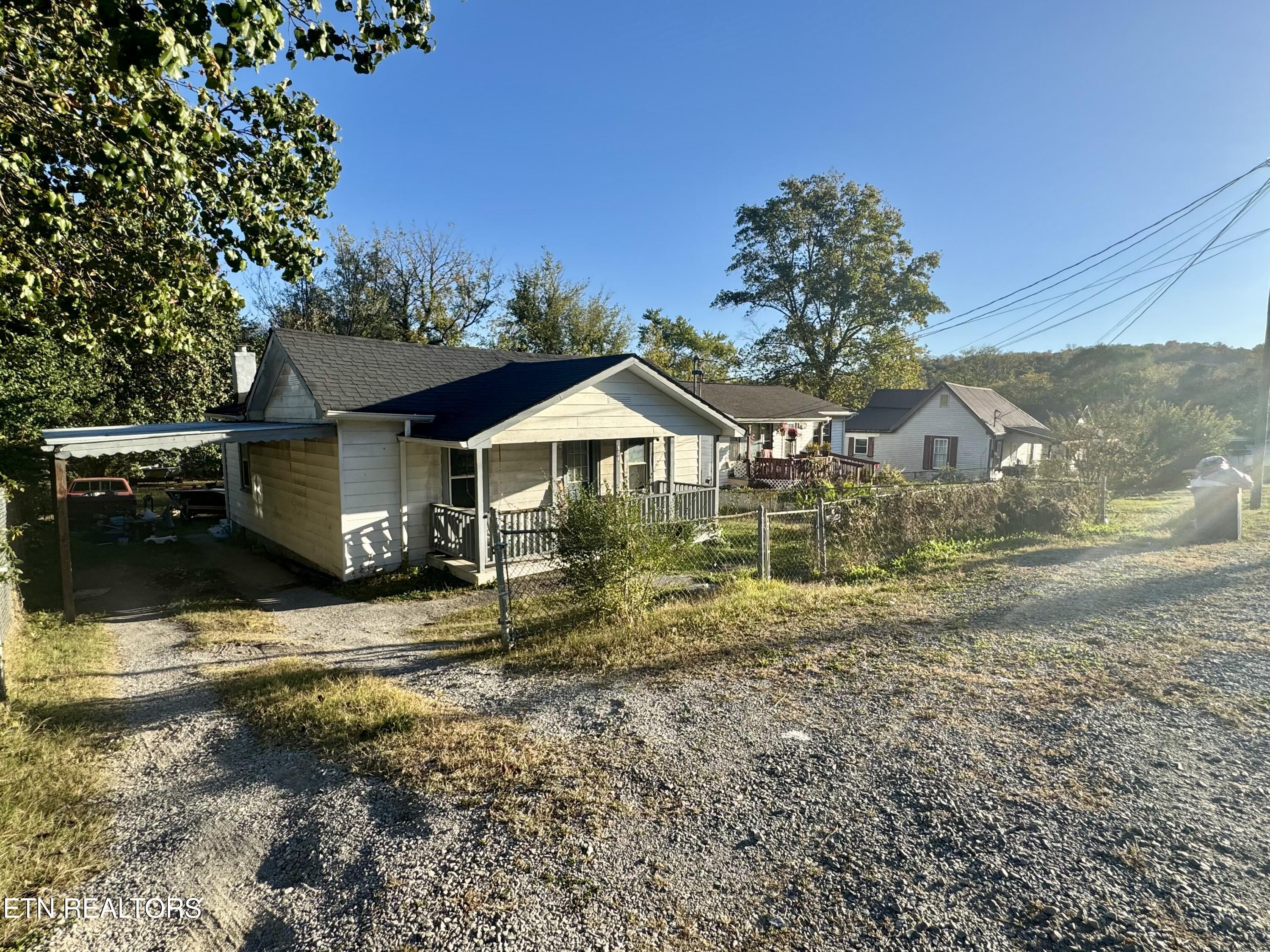508 E Hemlock Street Lafollette TN 37766