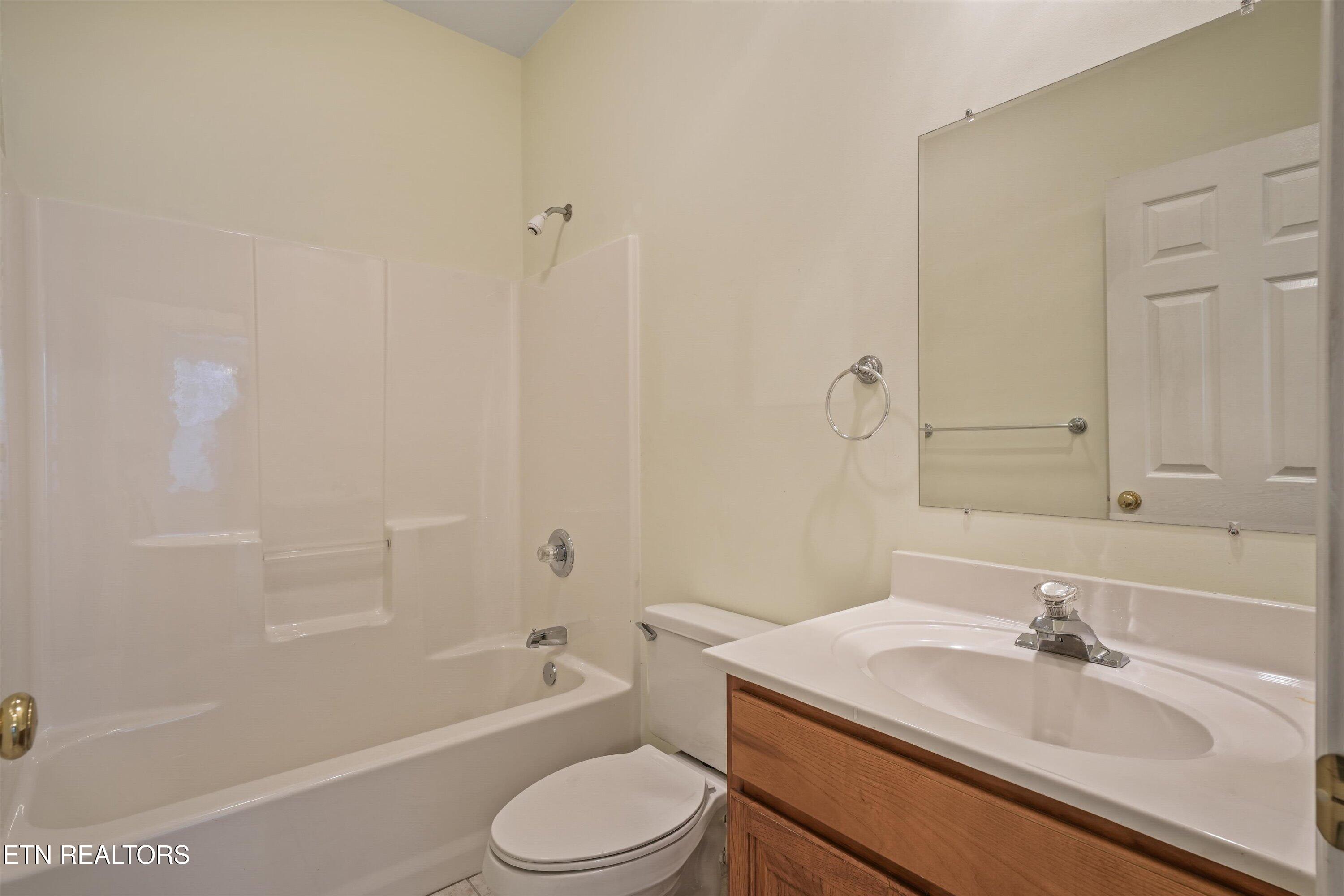 7512 Cherry Blossom Lane Knoxville TN 37931