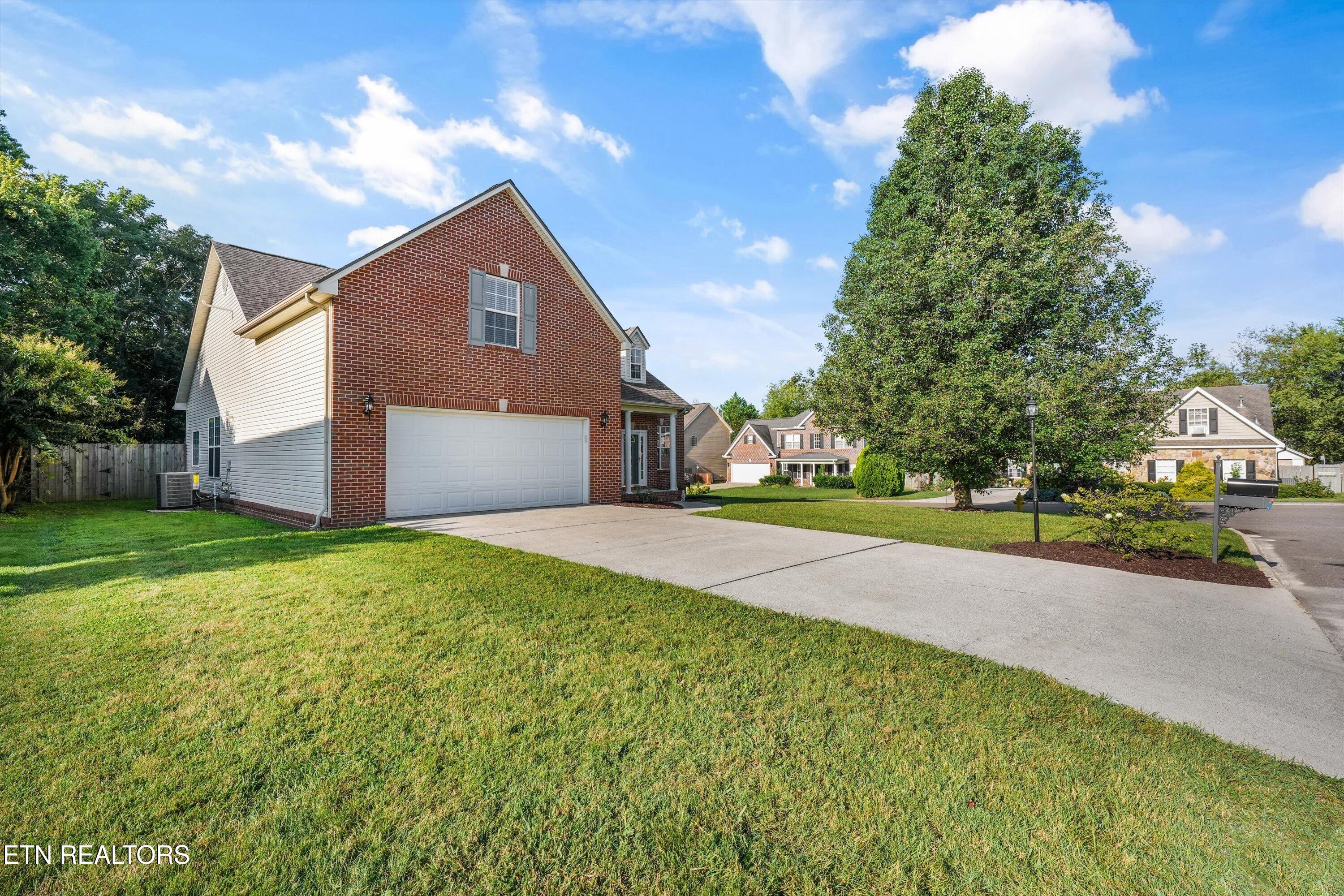 7512 Cherry Blossom Lane Knoxville TN 37931