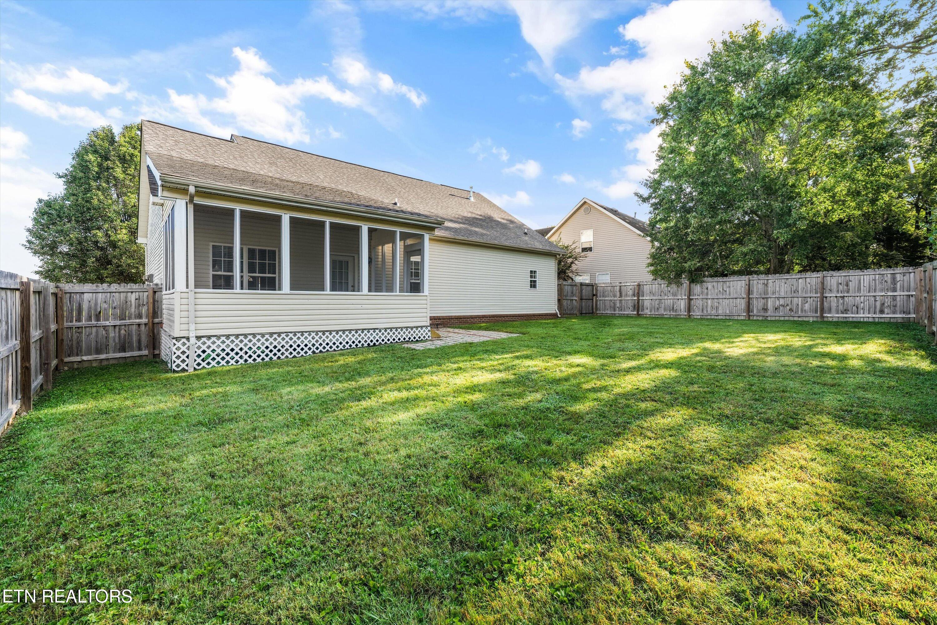 7512 Cherry Blossom Lane Knoxville TN 37931