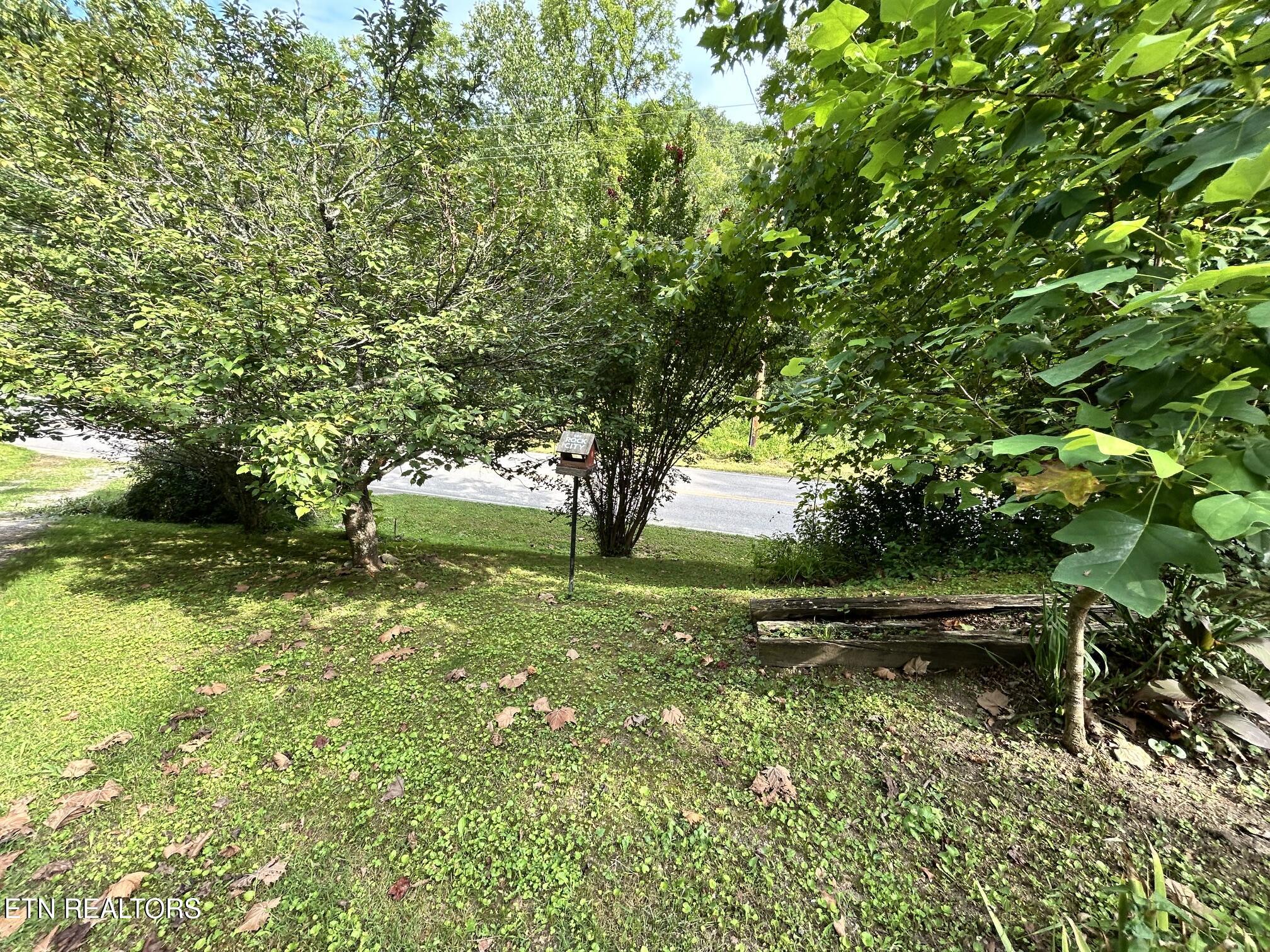 222 Stinking Creek Road Lafollette TN 37766
