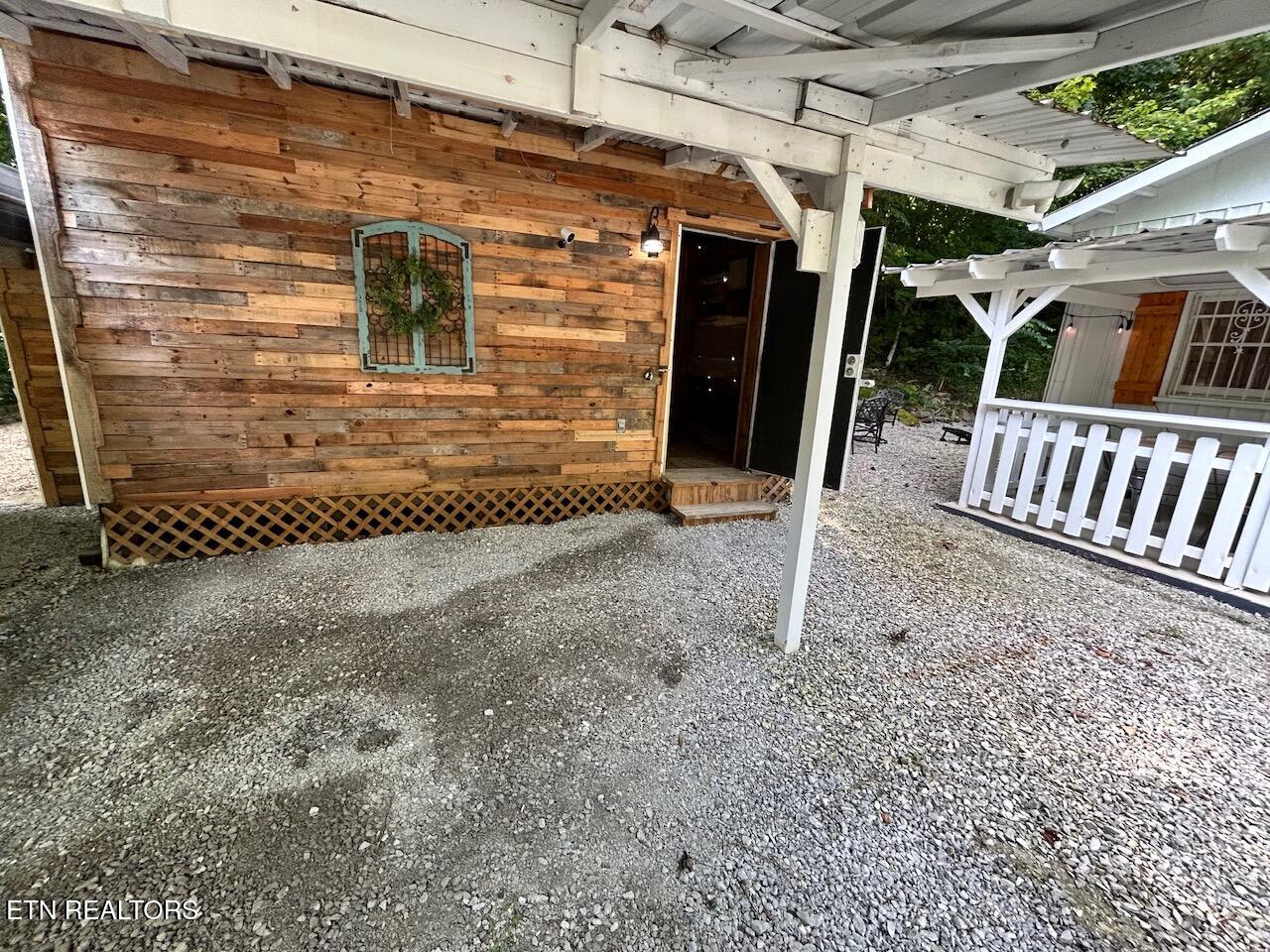222 Stinking Creek Road Lafollette TN 37766