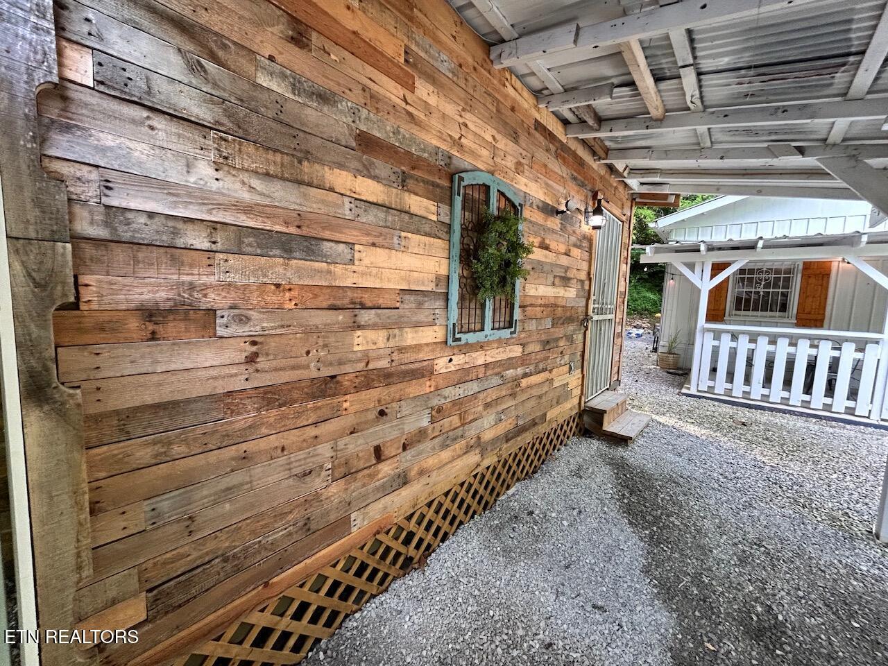 222 Stinking Creek Road Lafollette TN 37766
