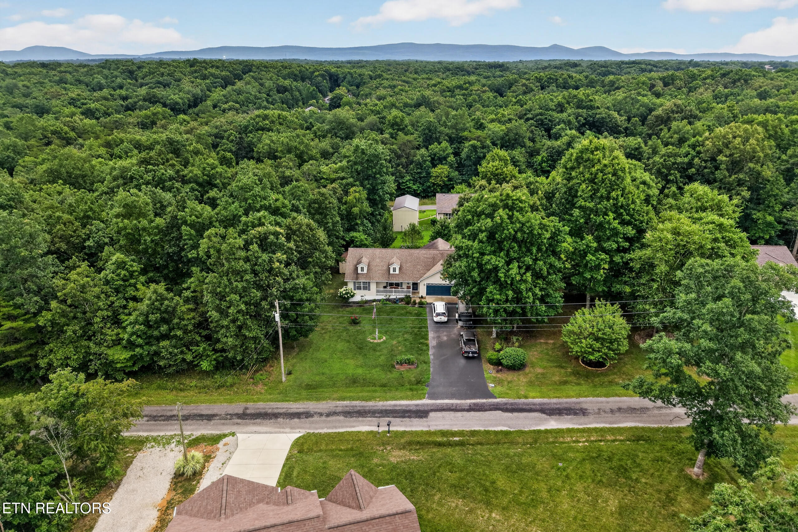 1044 Ackia Drive Crossville TN 38572