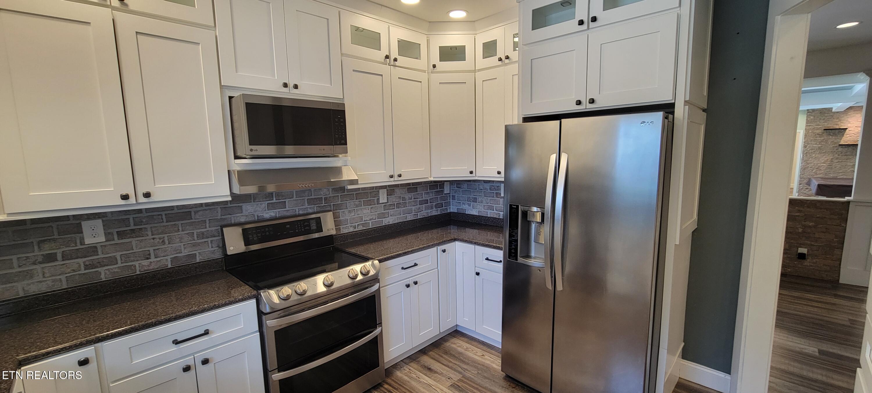 413 Hollingsworth Circle Clinton TN 37716