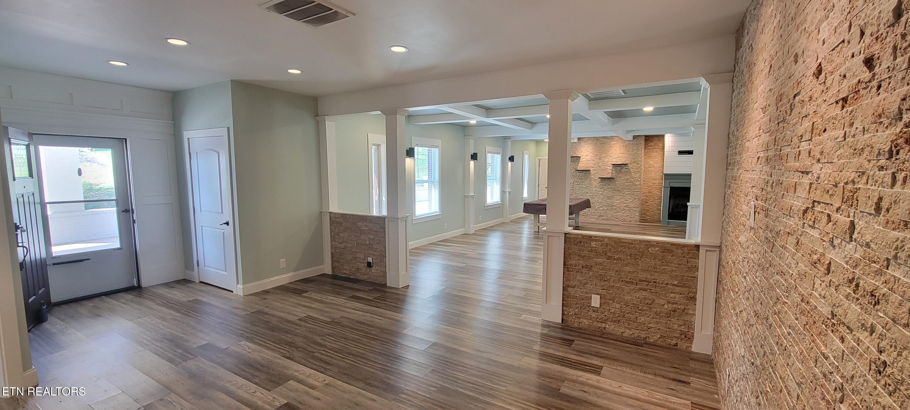 413 Hollingsworth Circle Clinton TN 37716