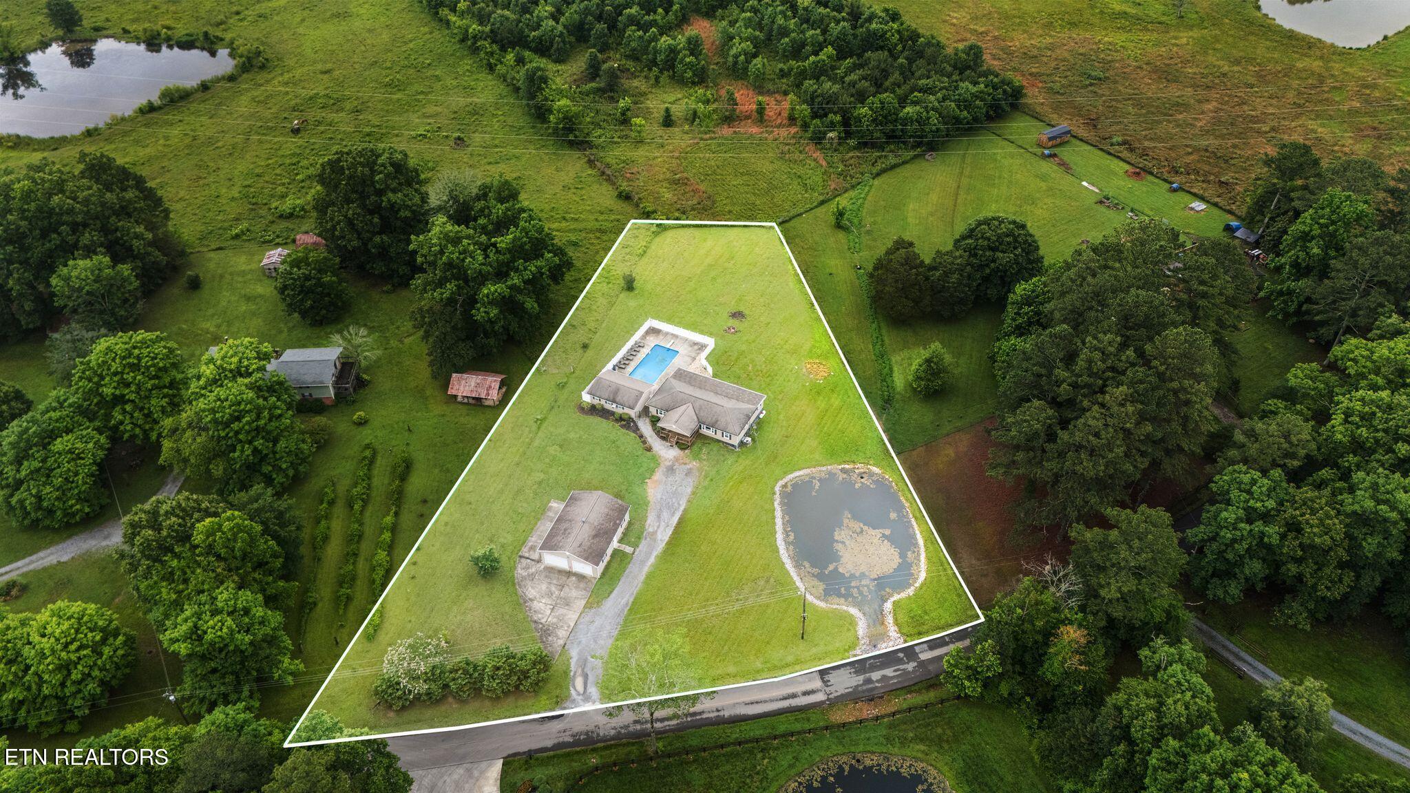 871 SE Kile Lake Road Cleveland TN 37323