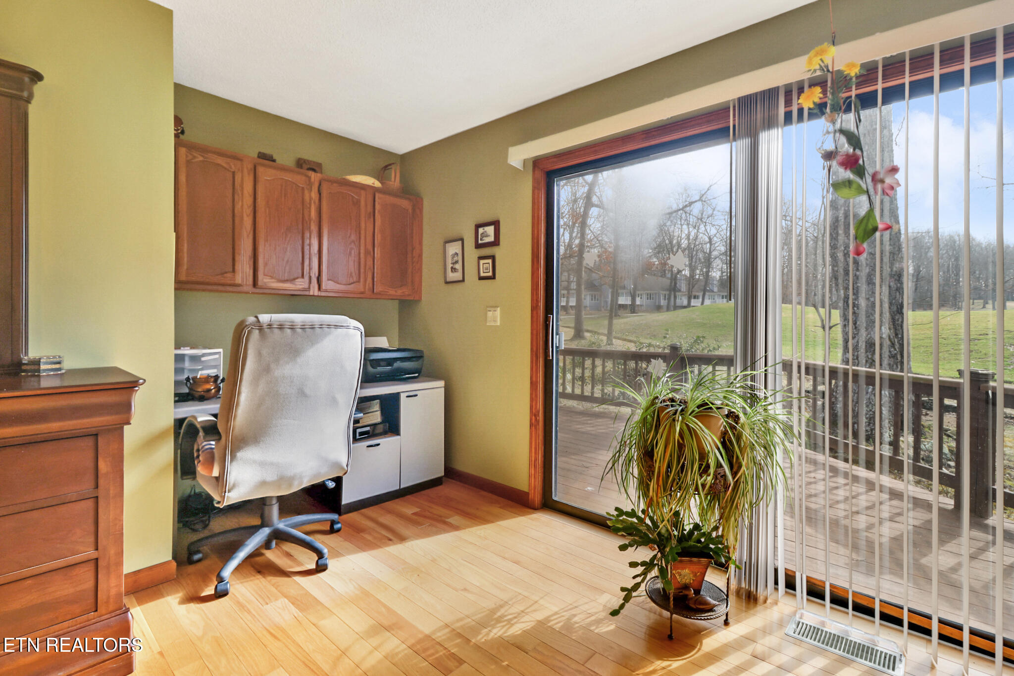 31 Kingsboro Lane Crossville TN 38558
