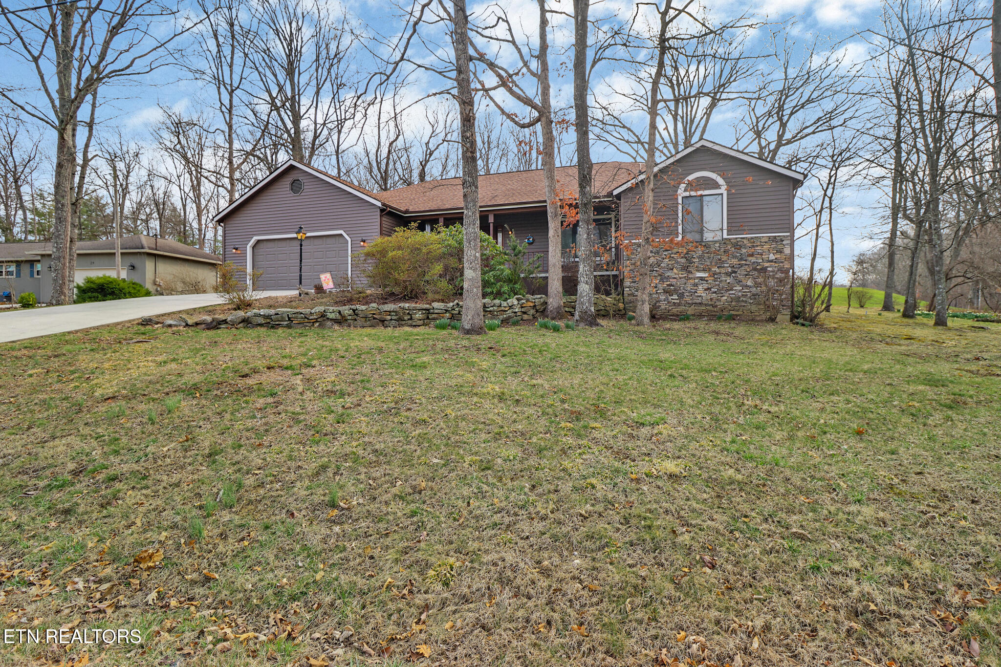 31 Kingsboro Lane Crossville TN 38558