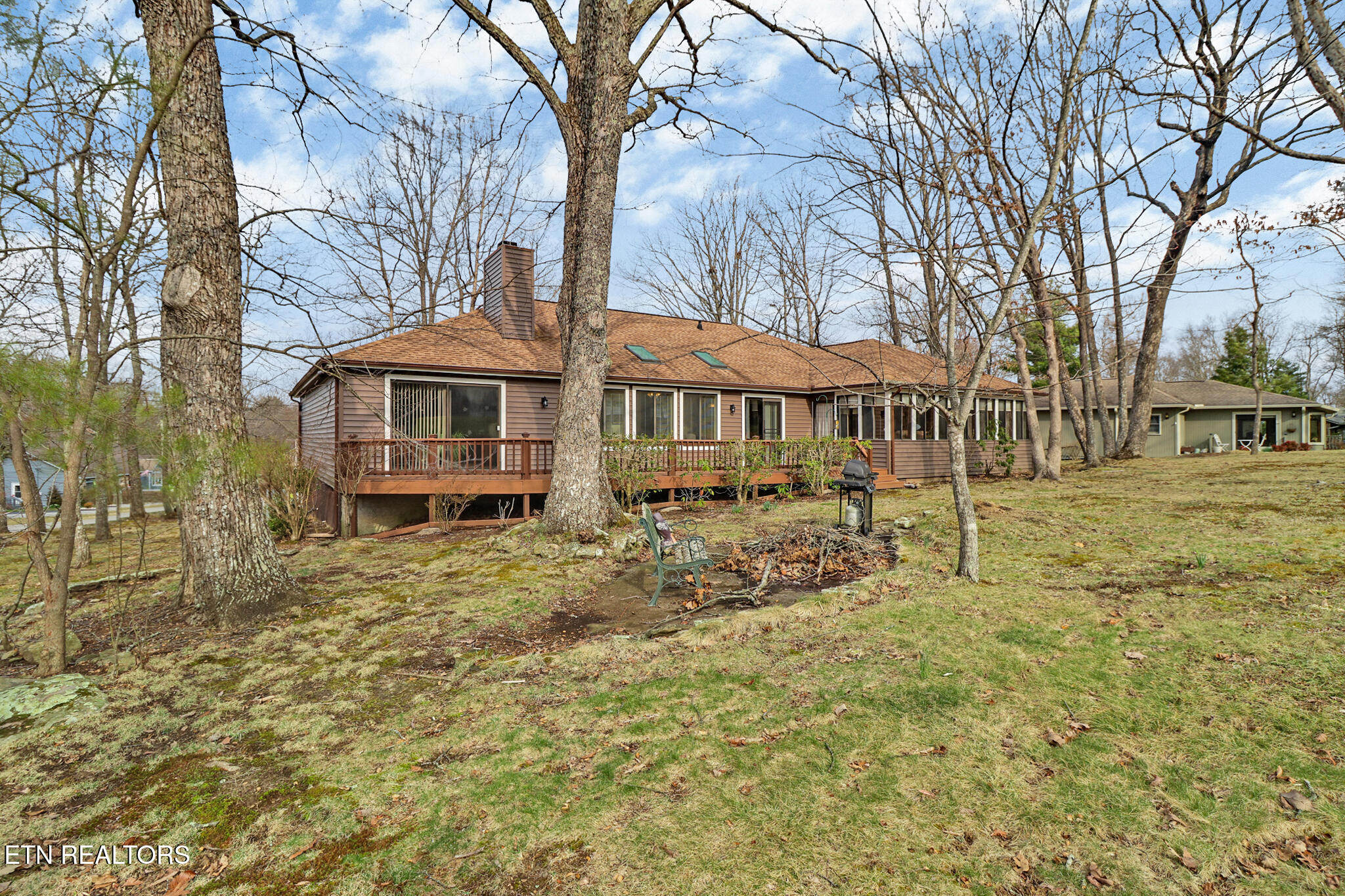 31 Kingsboro Lane Crossville TN 38558