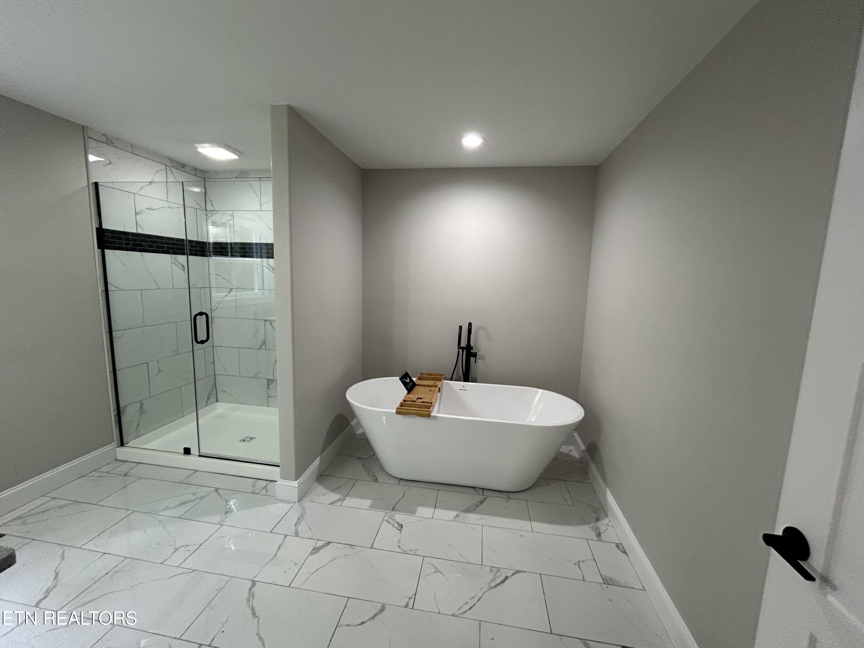 1137 Davidson Drive Monterey TN 38574