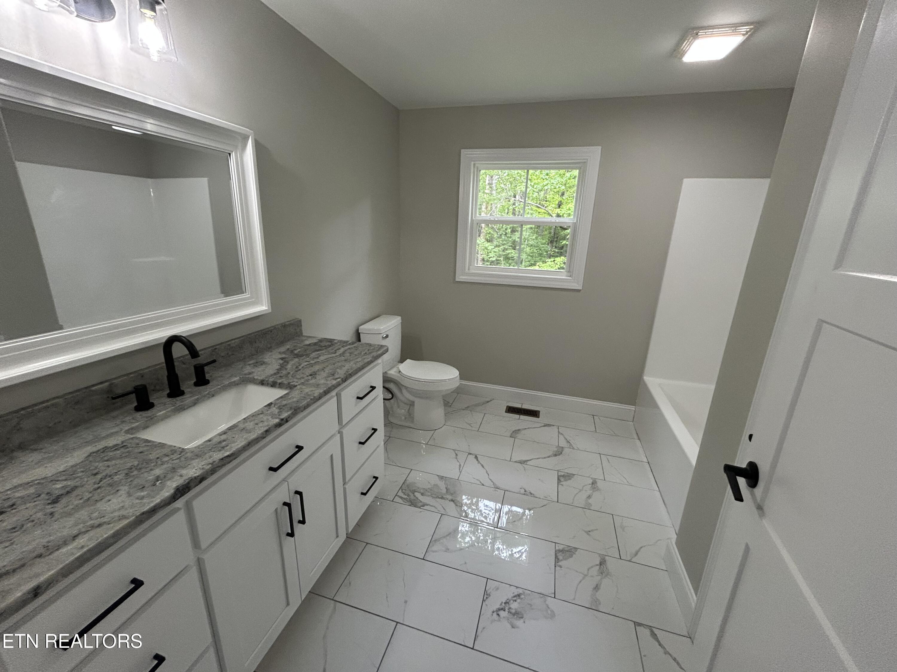 1137 Davidson Drive Monterey TN 38574