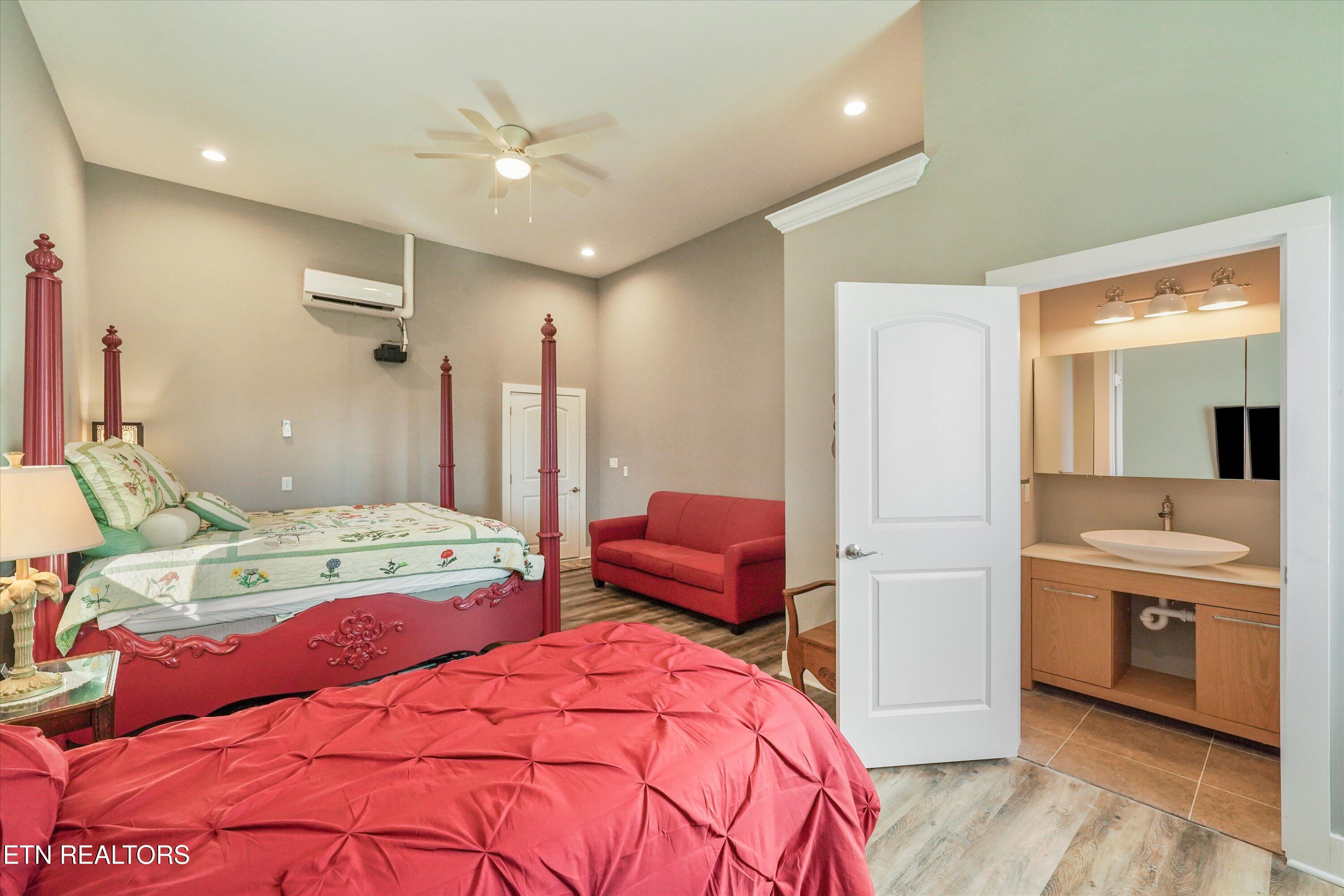 706 Nocks Drive Gatlinburg TN 37738