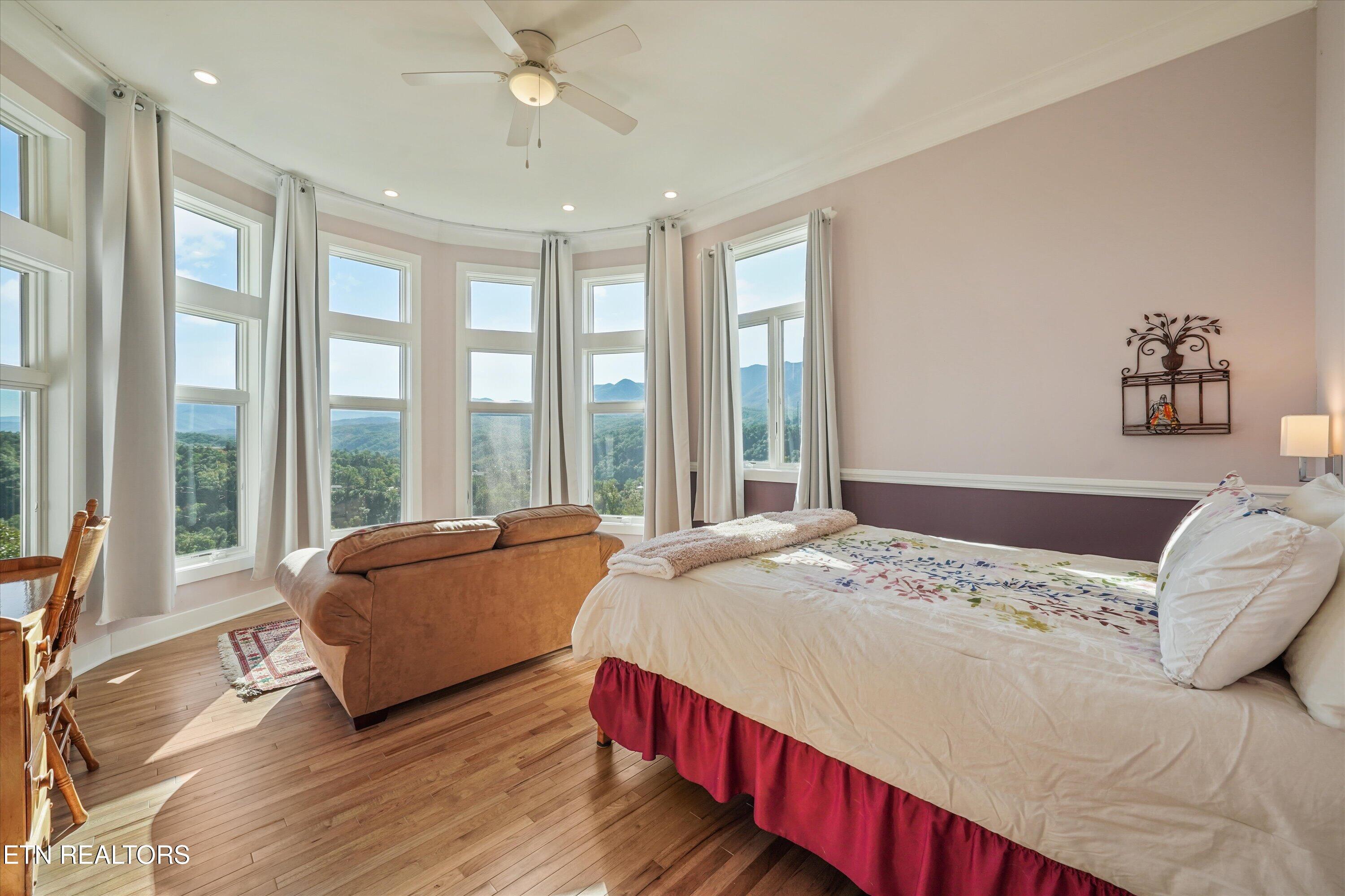 706 Nocks Drive Gatlinburg TN 37738