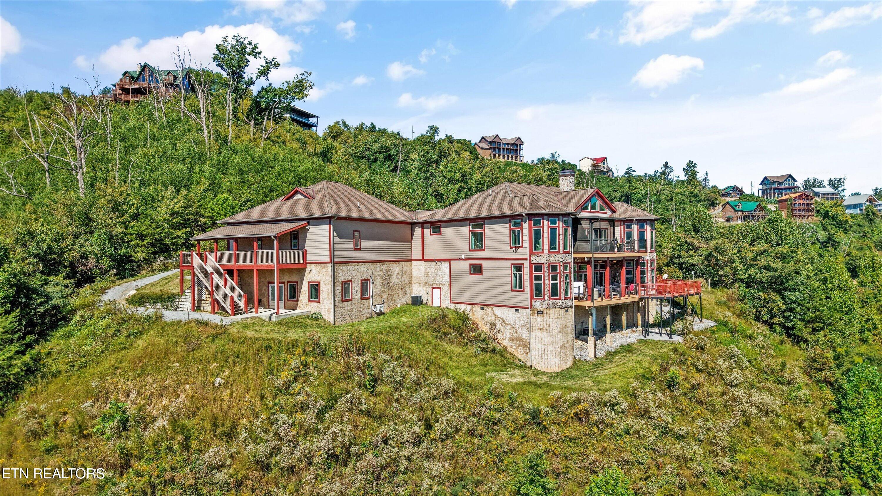 706 Nocks Drive Gatlinburg TN 37738