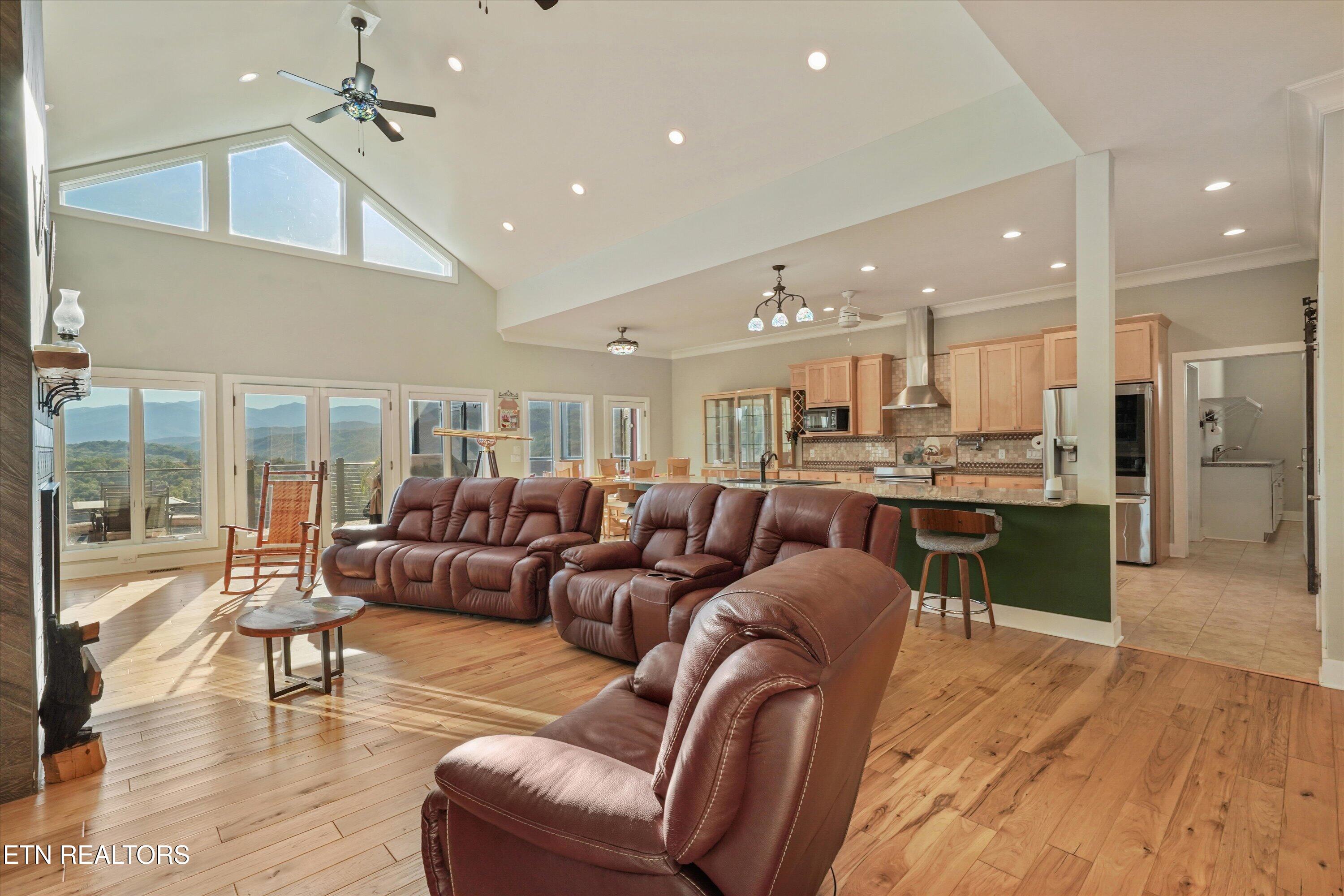 706 Nocks Drive Gatlinburg TN 37738