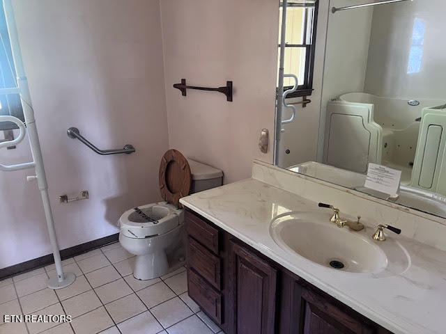 223 Saligugi Circle Loudon TN 37774