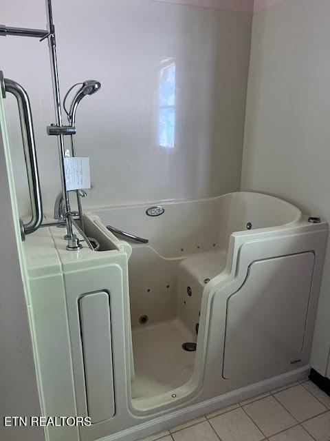 223 Saligugi Circle Loudon TN 37774