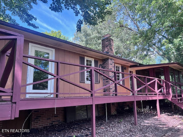 223 Saligugi Circle Loudon TN 37774