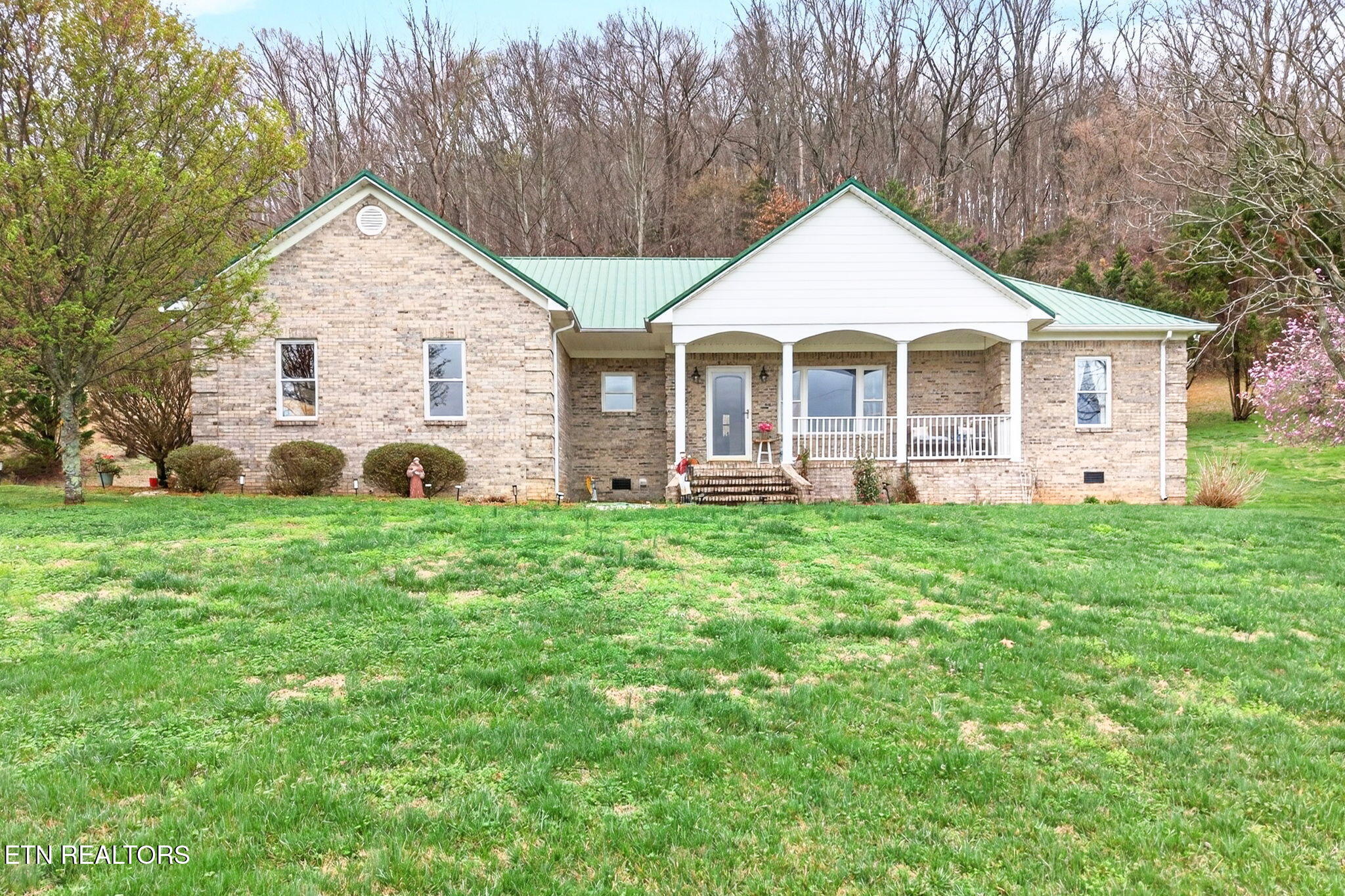444 Mackie Road Sparta TN 38583