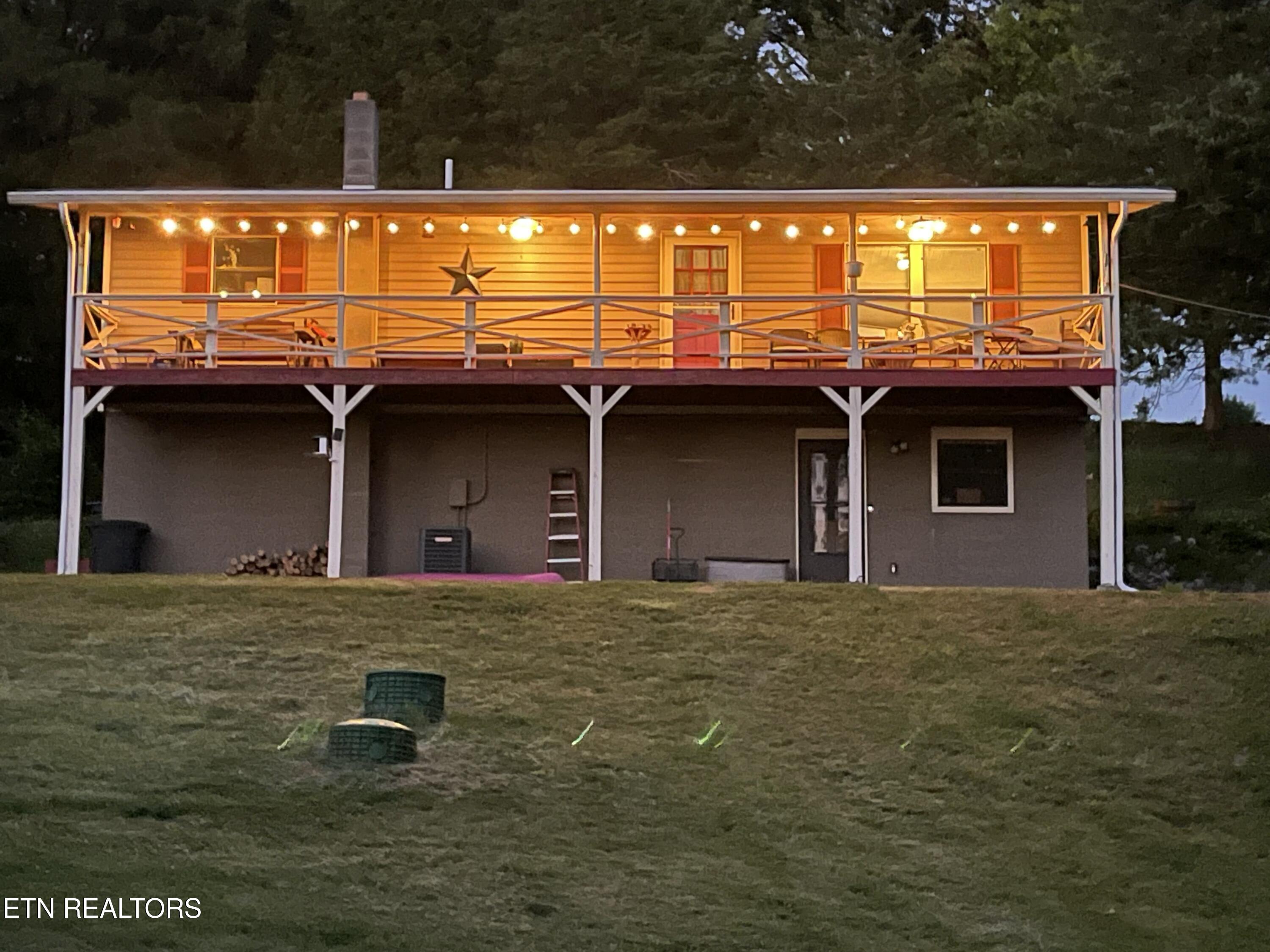 1420 Twin Oaks Road Sevierville TN 37876