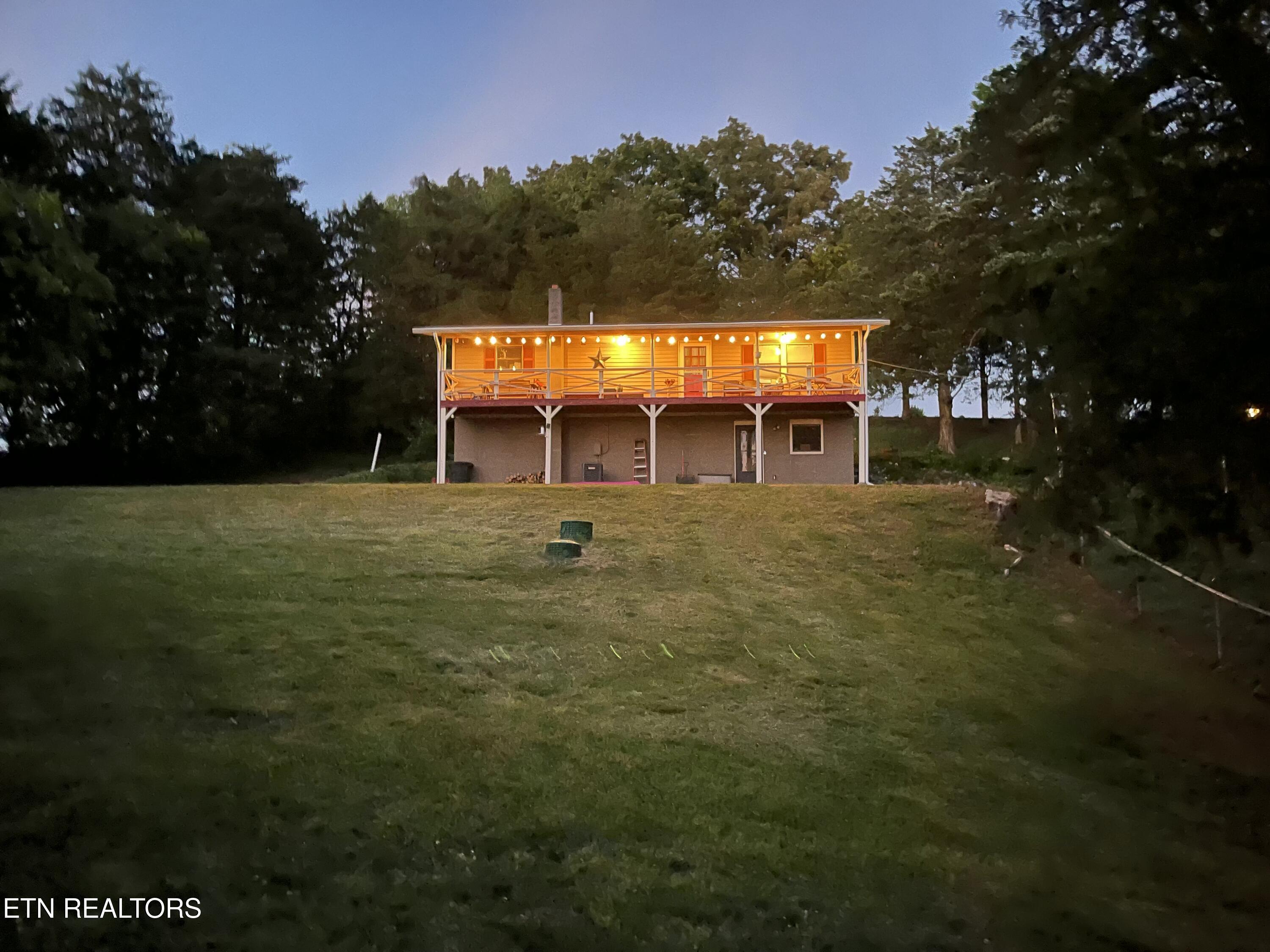 1420 Twin Oaks Road Sevierville TN 37876