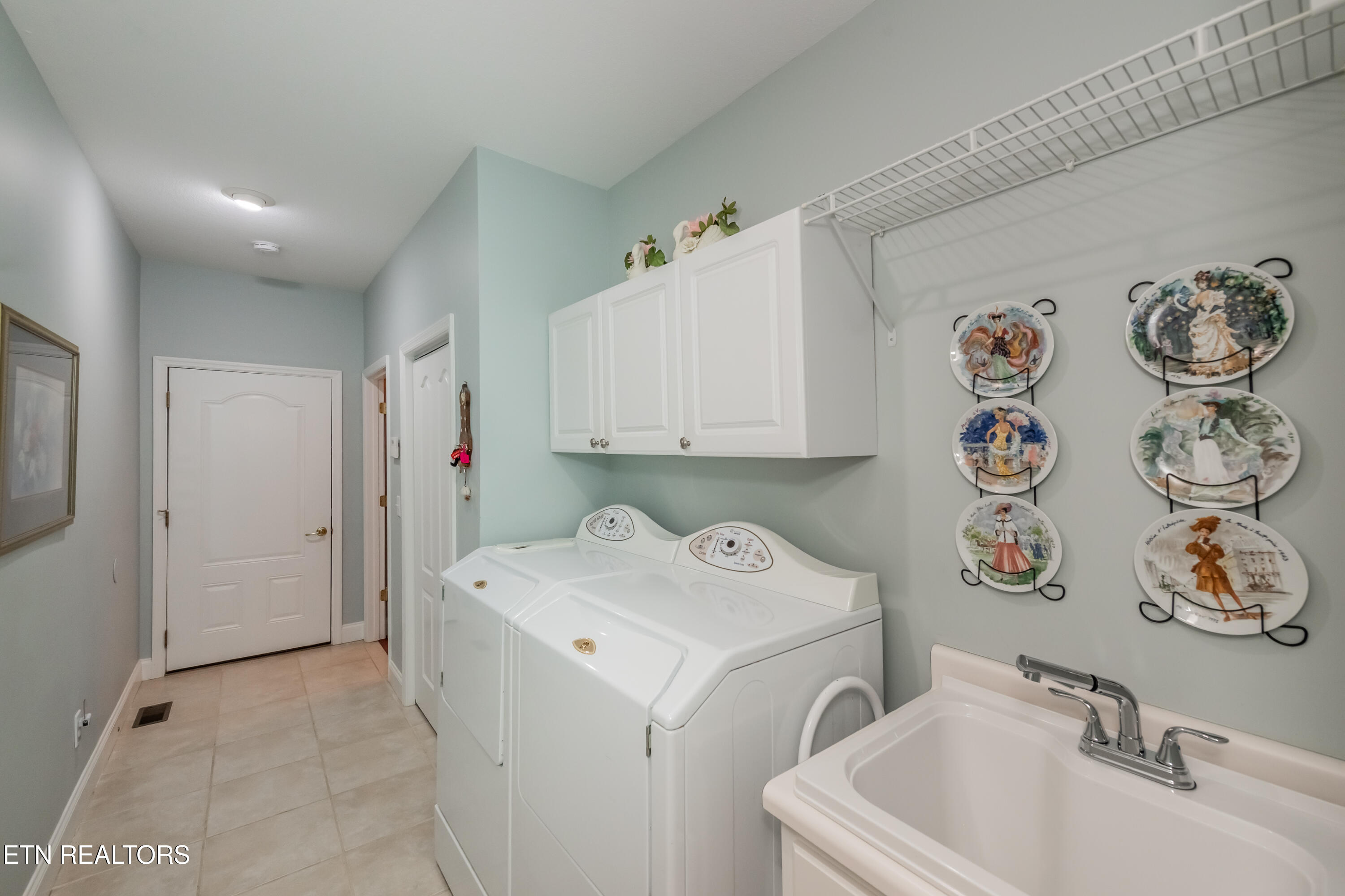 122 Tuhdegwa Way Loudon TN 37774