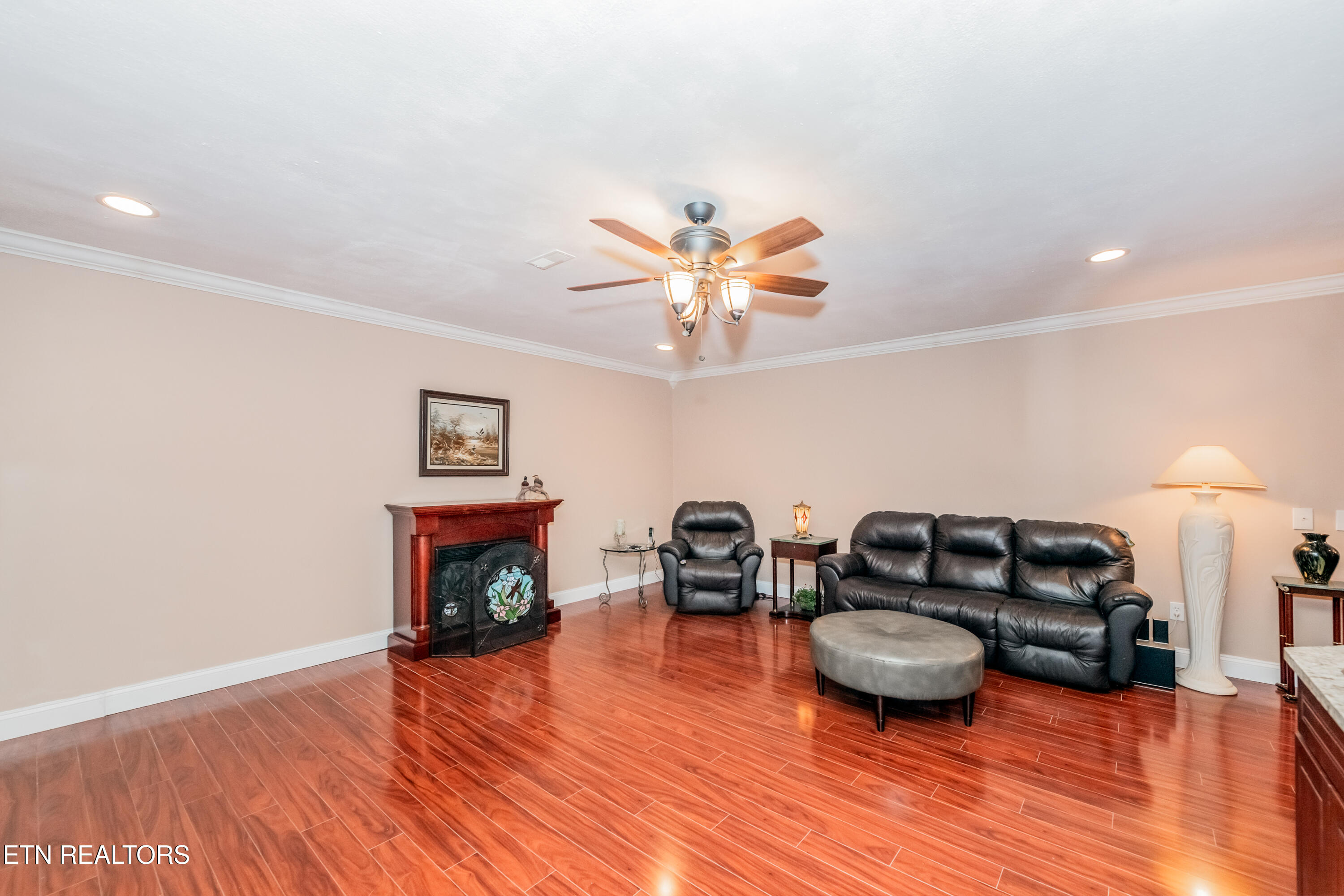 122 Tuhdegwa Way Loudon TN 37774