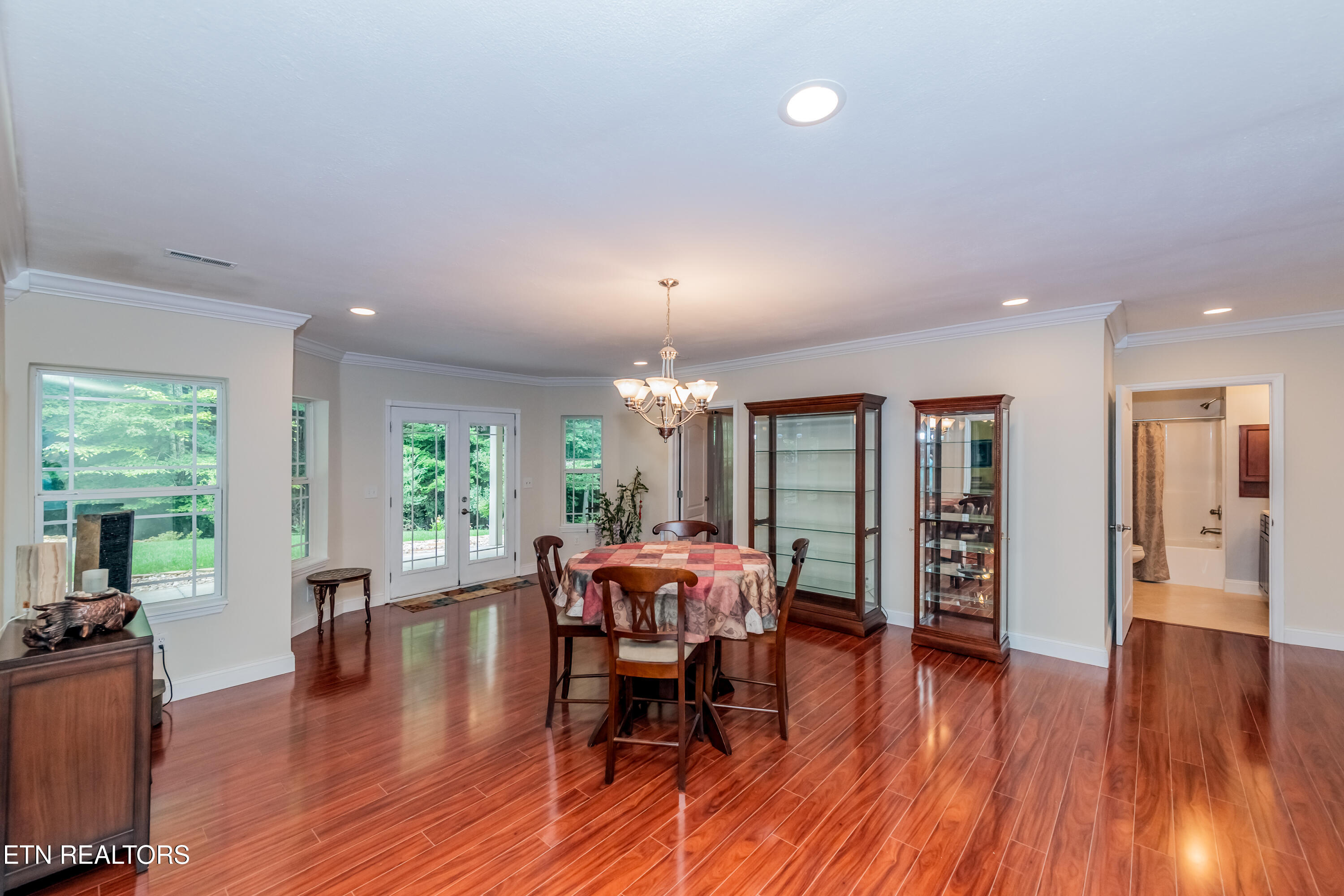 122 Tuhdegwa Way Loudon TN 37774