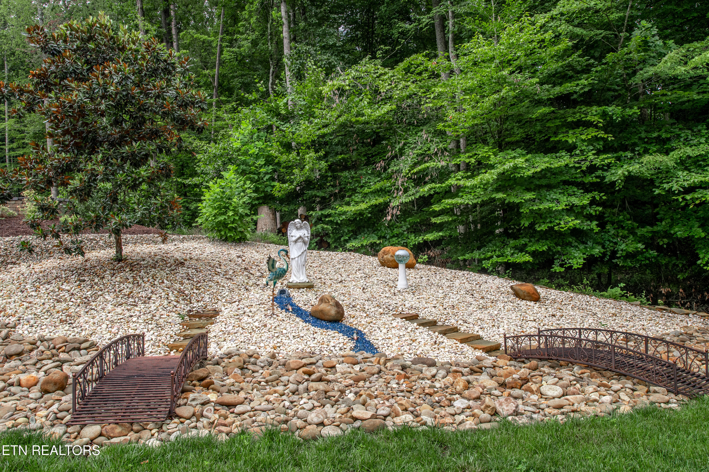 122 Tuhdegwa Way Loudon TN 37774