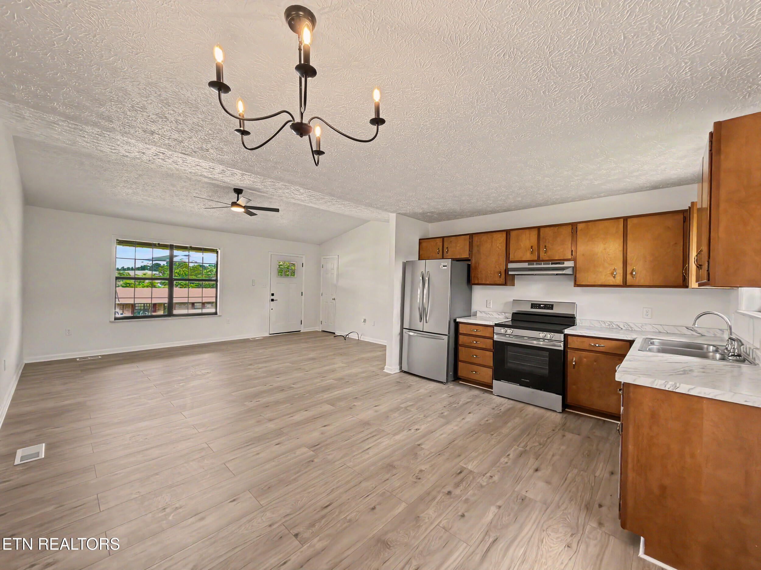 123 Cross Creek Road Maynardville TN 37807