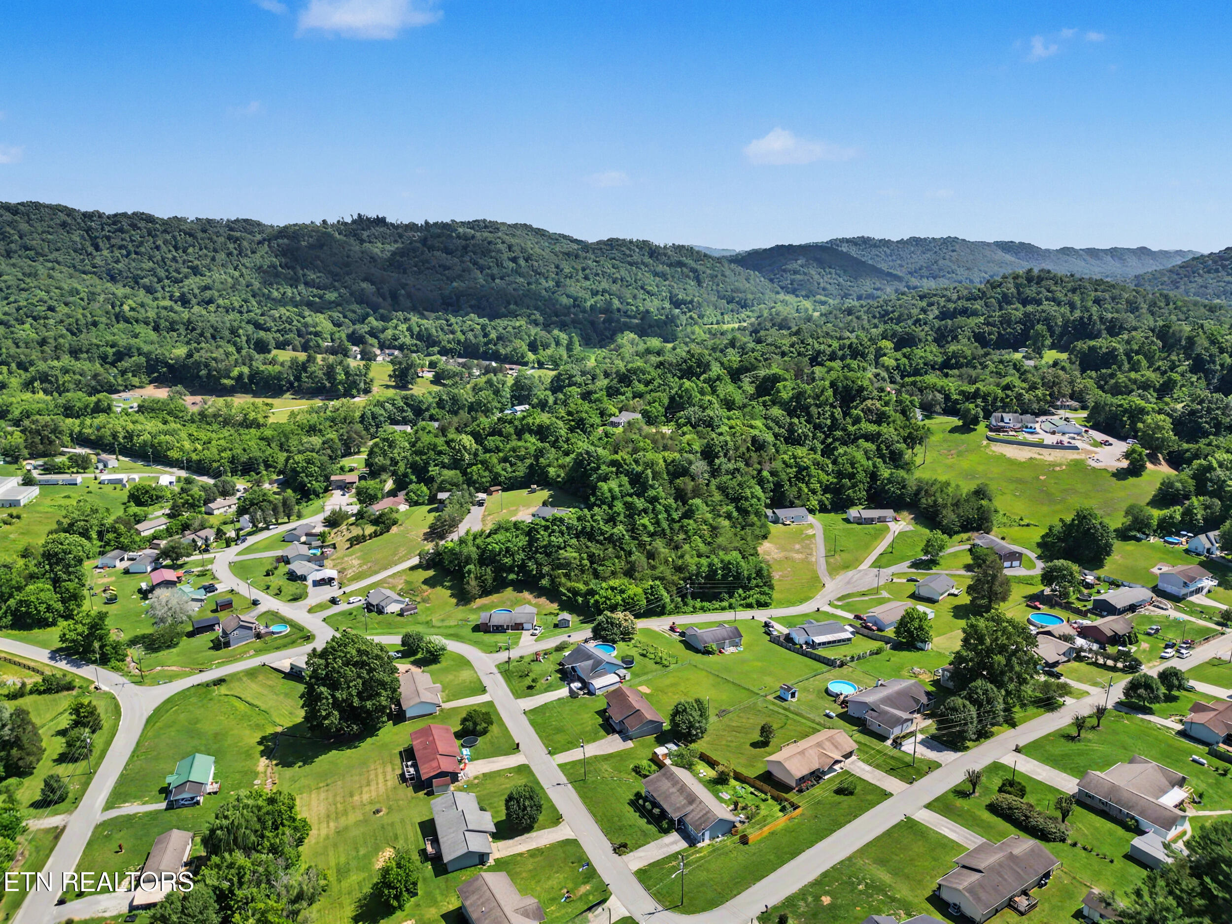 123 Cross Creek Road Maynardville TN 37807