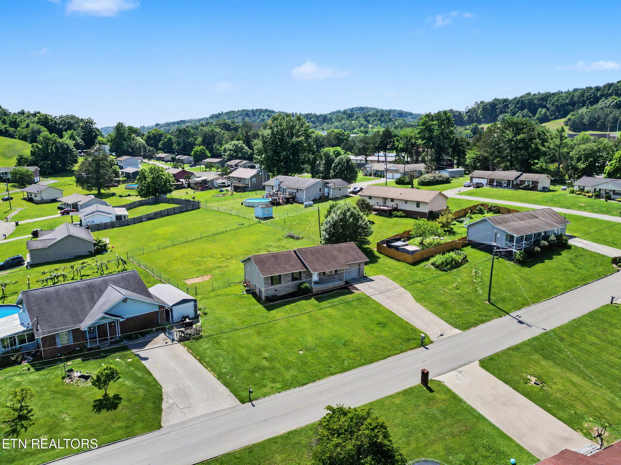 123 Cross Creek Road Maynardville TN 37807