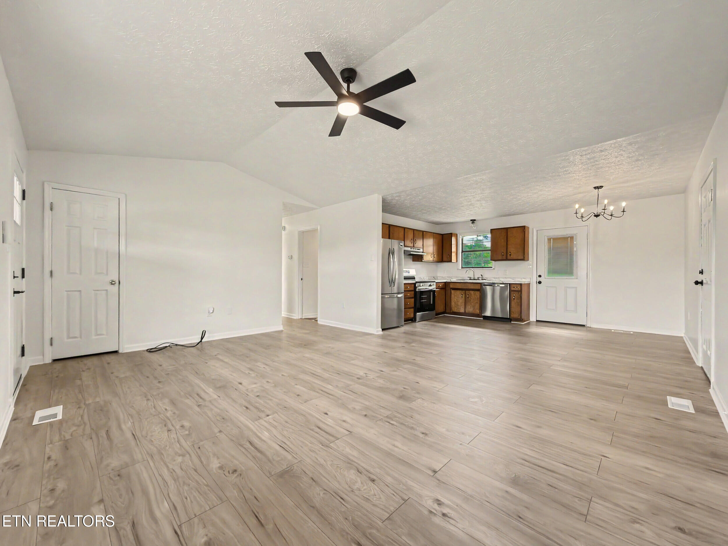 123 Cross Creek Road Maynardville TN 37807