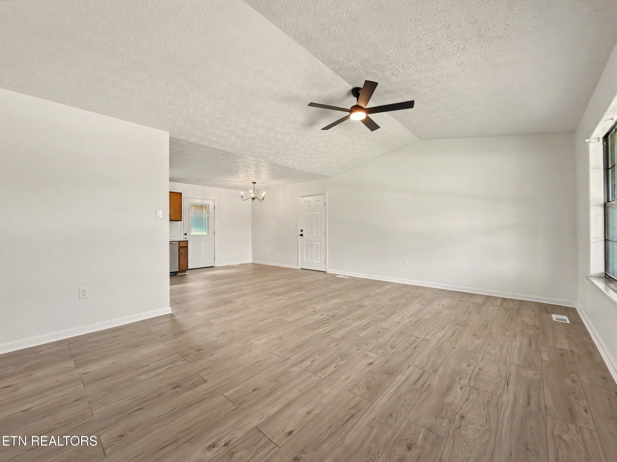 123 Cross Creek Road Maynardville TN 37807