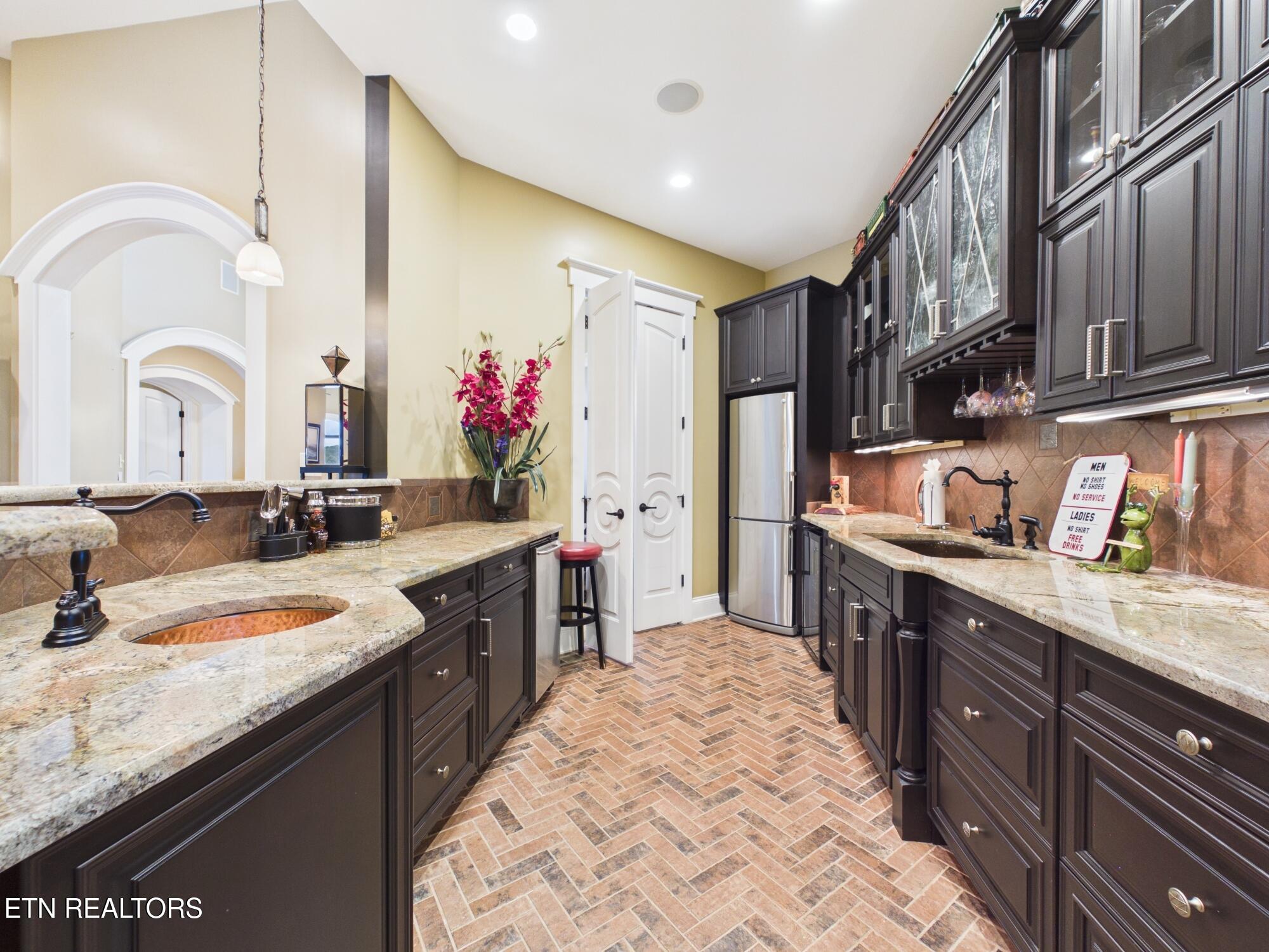 410 Cayuga Drive Loudon TN 37774