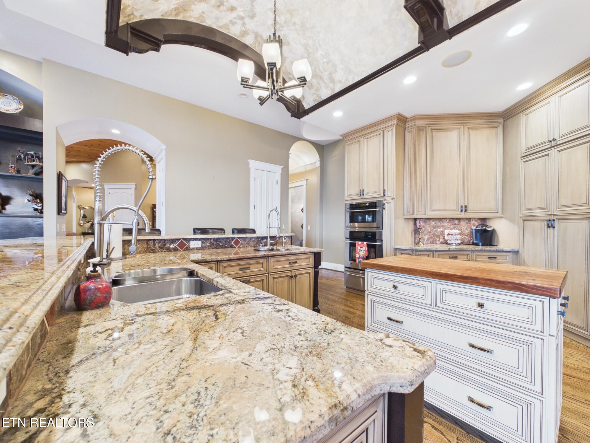 410 Cayuga Drive Loudon TN 37774