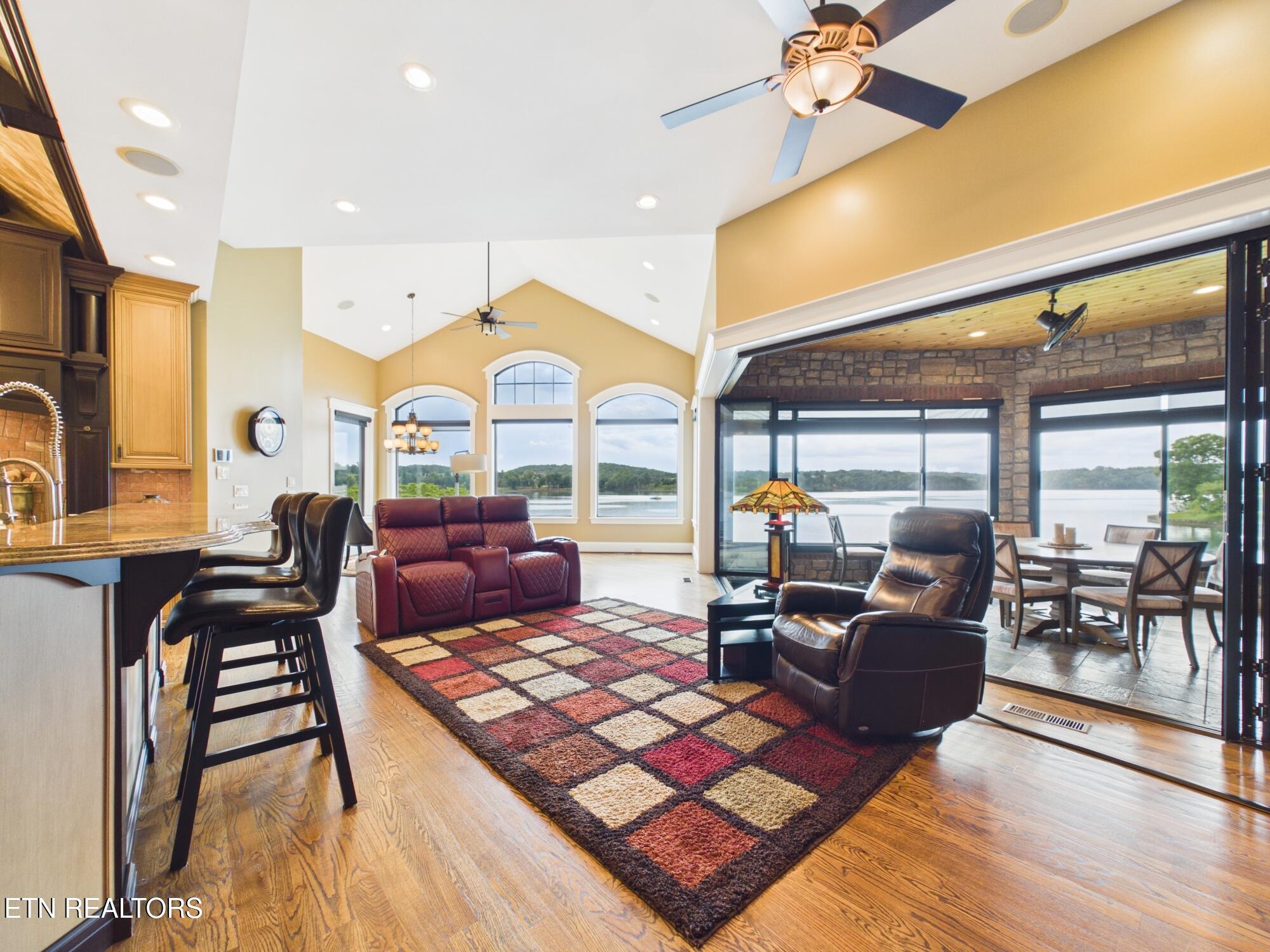 410 Cayuga Drive Loudon TN 37774