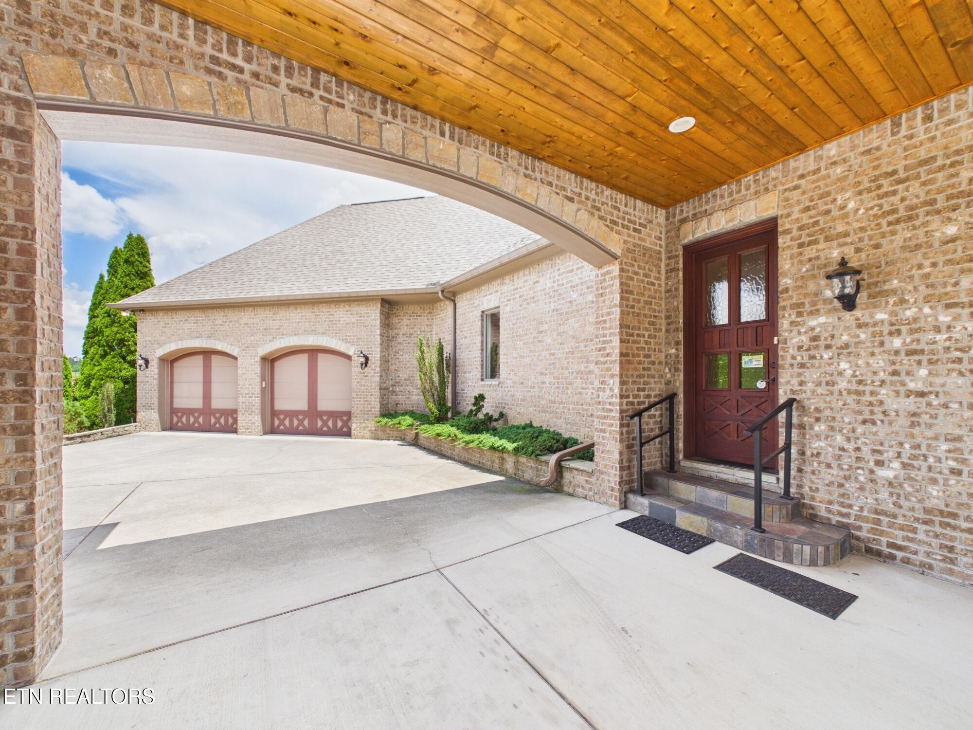 410 Cayuga Drive Loudon TN 37774
