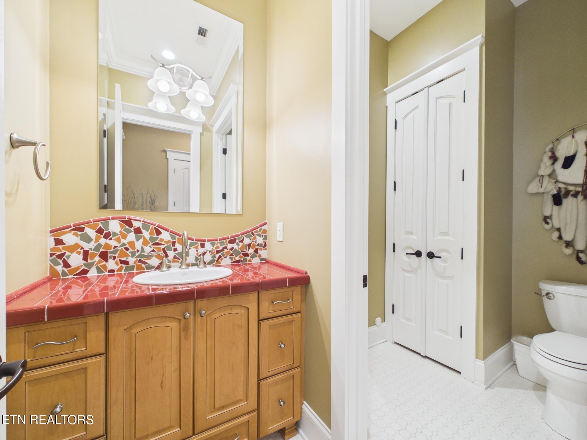 410 Cayuga Drive Loudon TN 37774