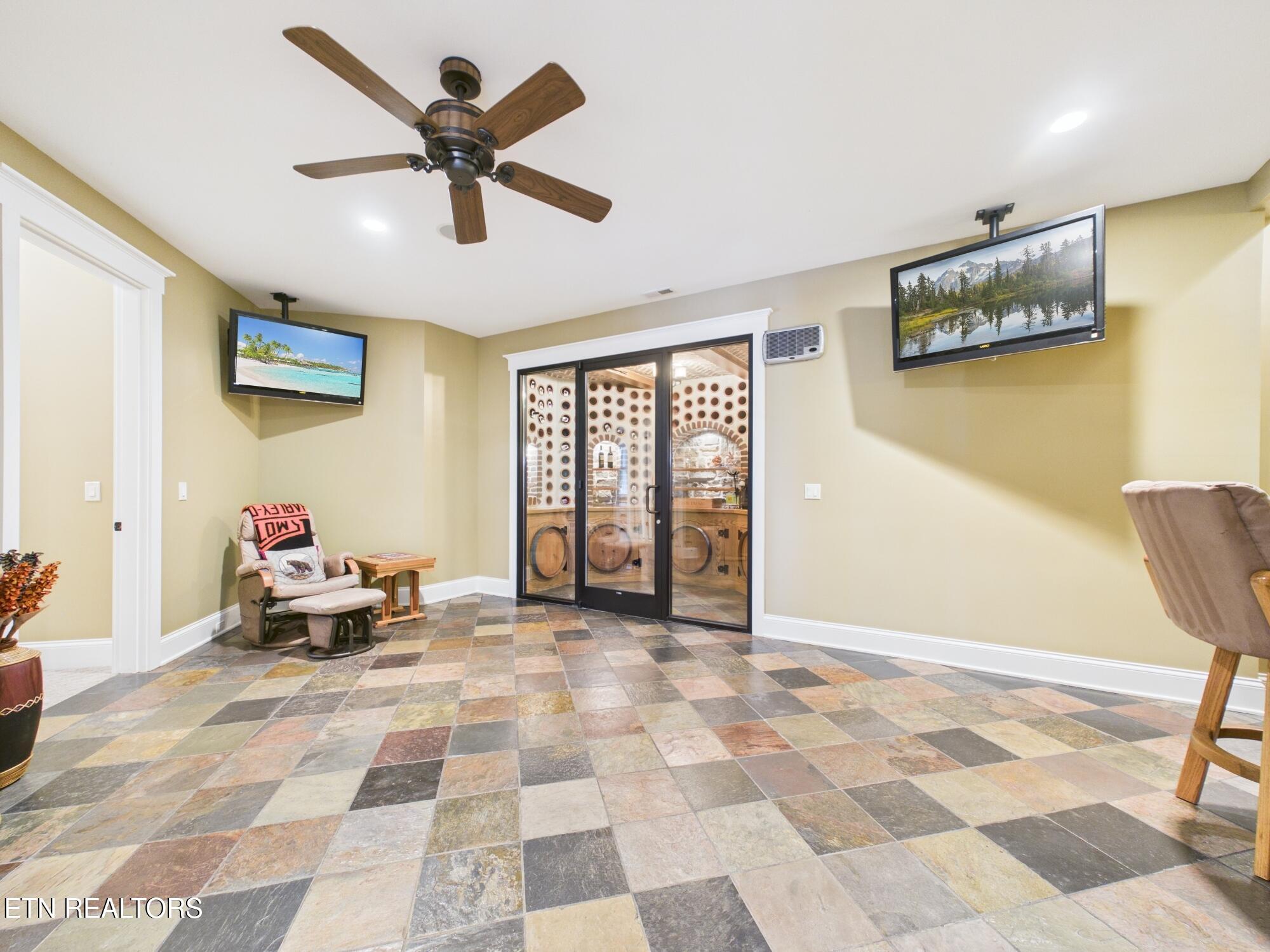 410 Cayuga Drive Loudon TN 37774
