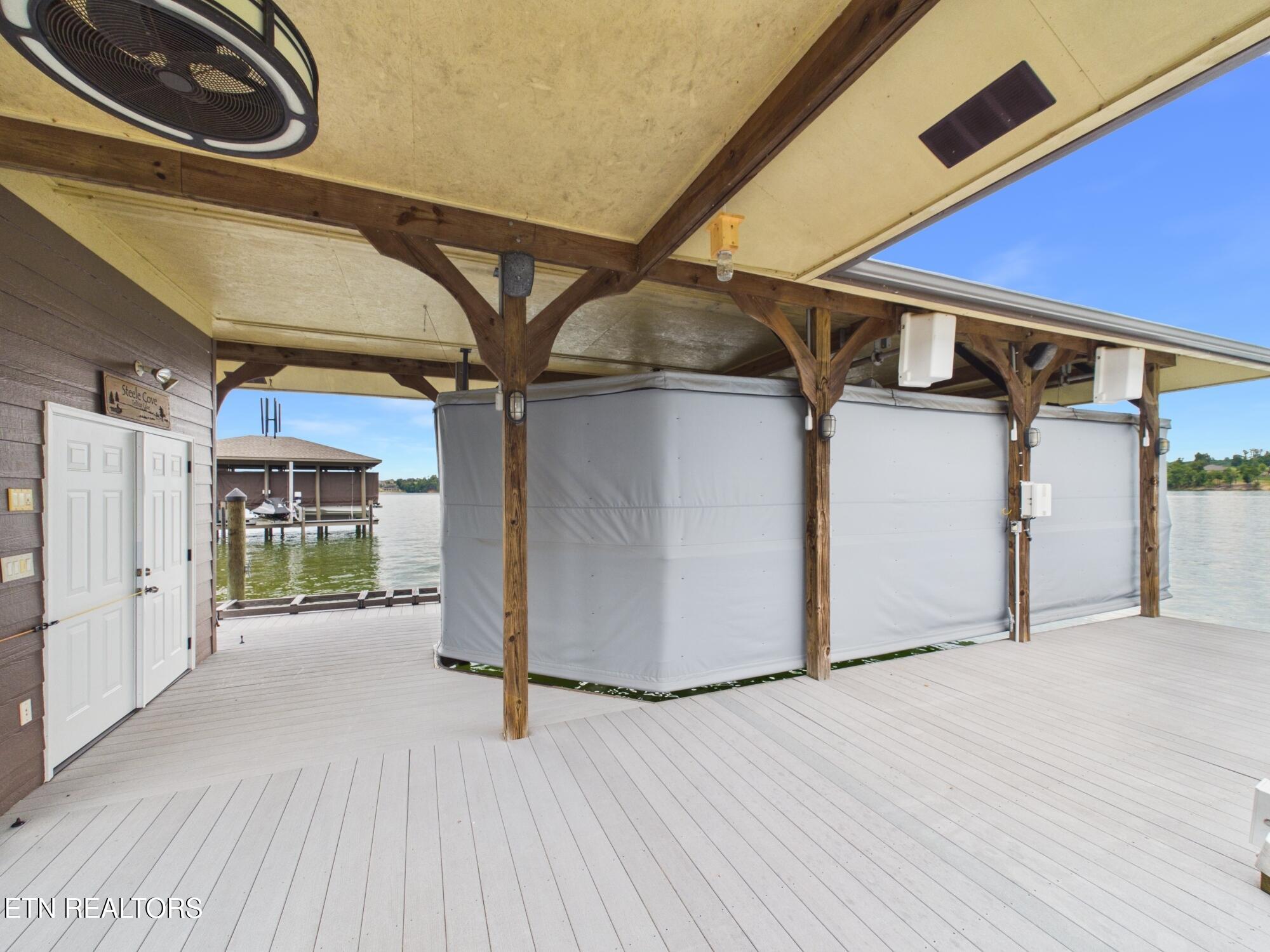 410 Cayuga Drive Loudon TN 37774