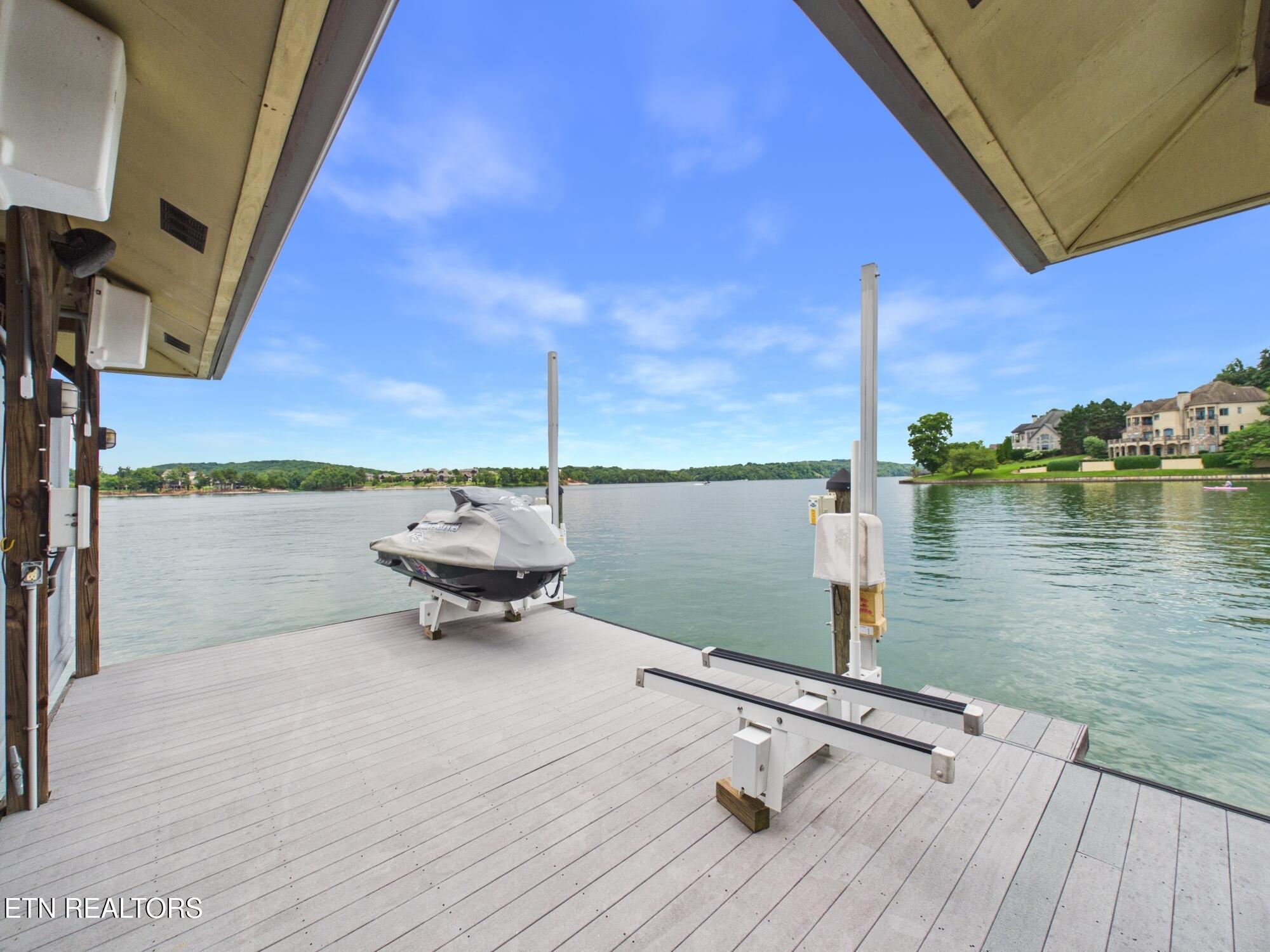 410 Cayuga Drive Loudon TN 37774