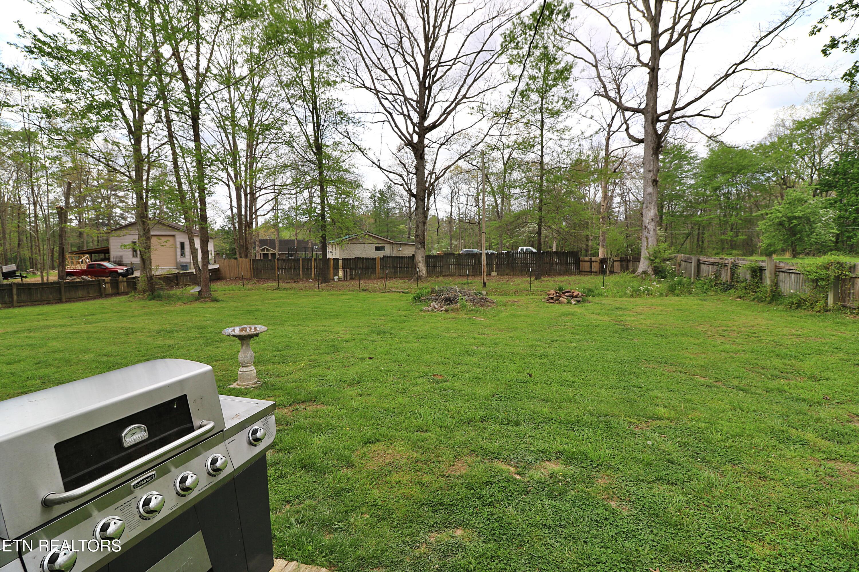 720 Cooper Lake Road Oneida TN 37841