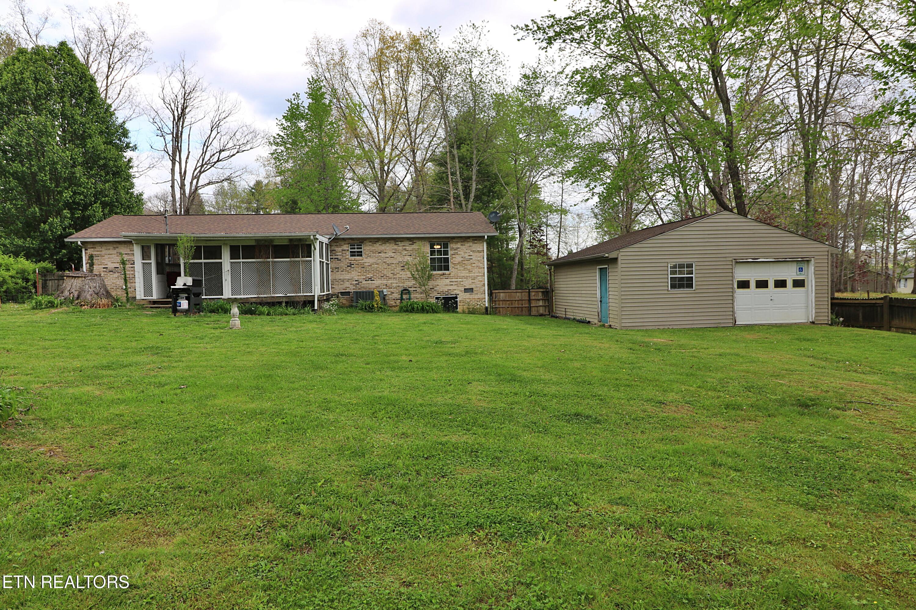 720 Cooper Lake Road Oneida TN 37841