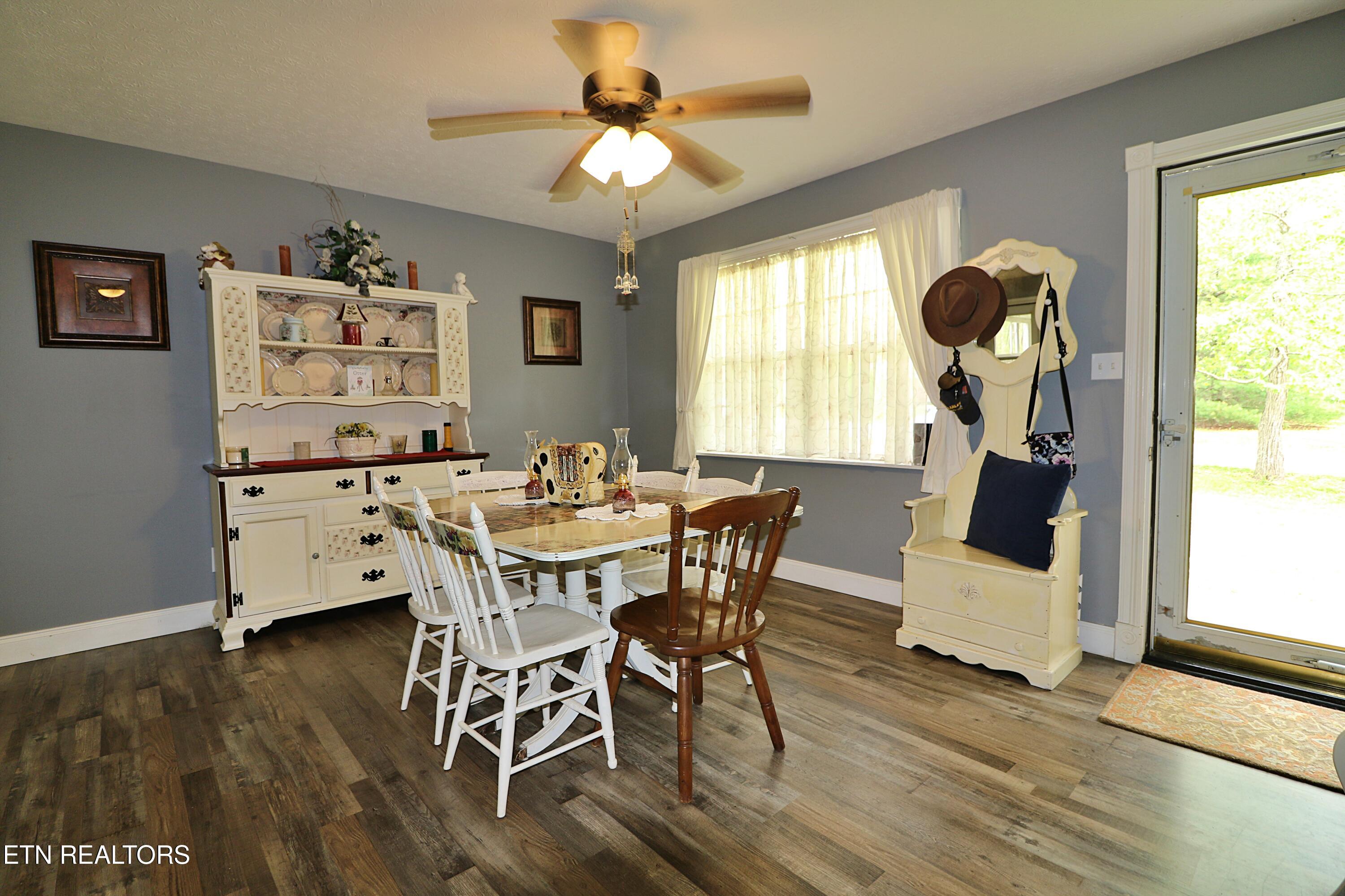720 Cooper Lake Road Oneida TN 37841
